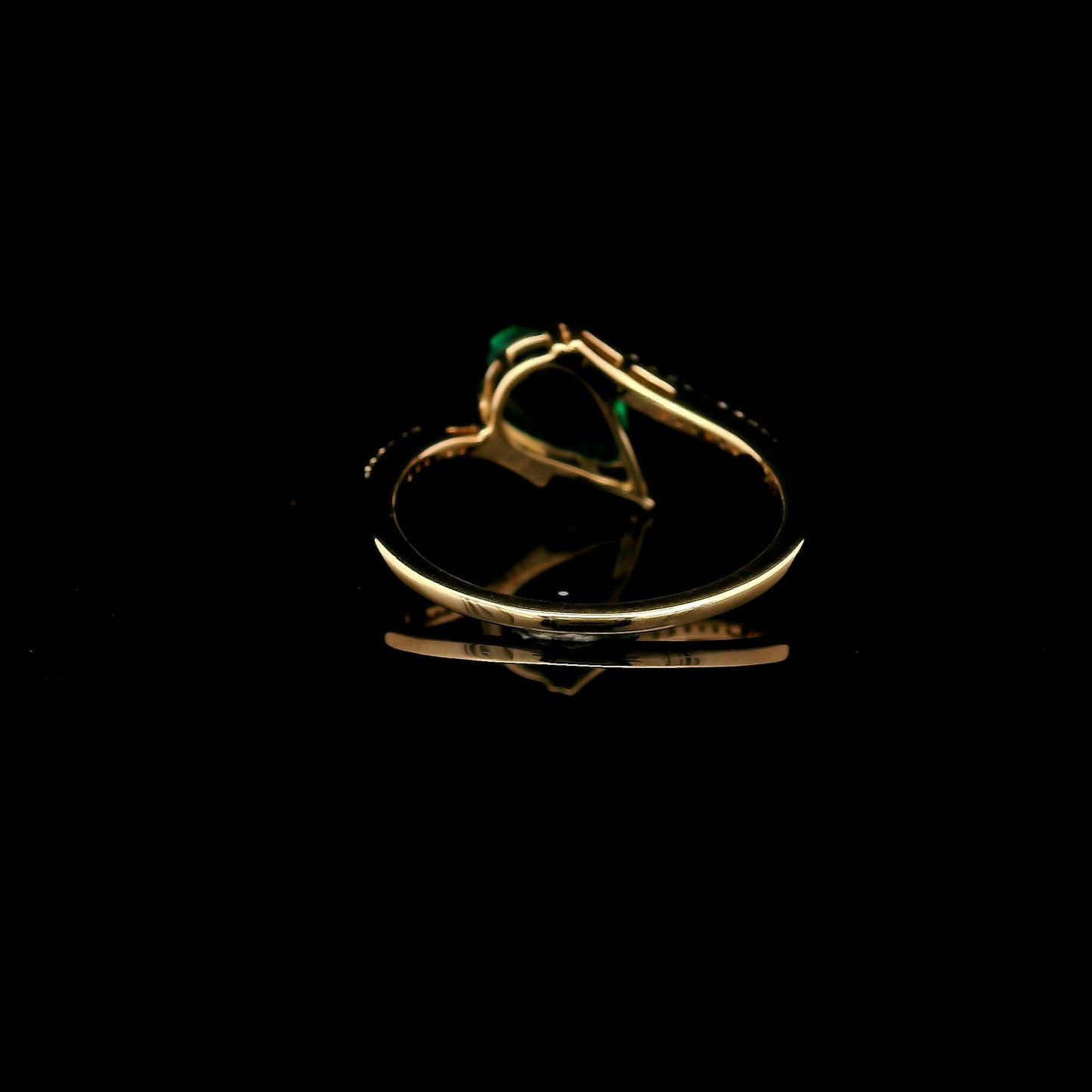 1.09 Ct Pear Mixed Cut Lab Grown Emerald 14K Gold Ring
