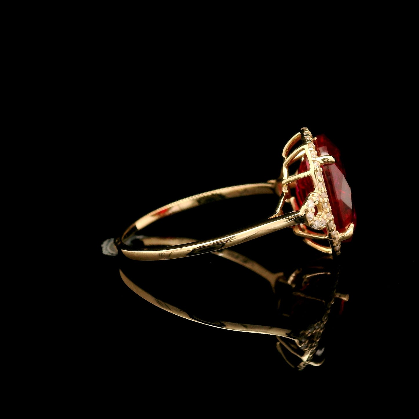 4.90 Ct Oval Mixed Cut Lab Grown Ruby 14K Gold Ring