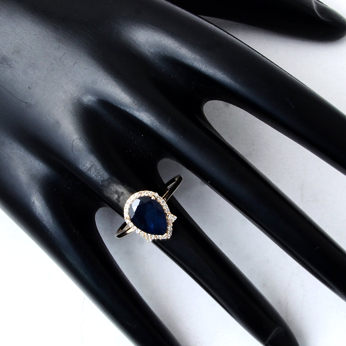 2.51 Ct Pear Mixed Cut Natural Corundum Sapphire 14K Gold Ring