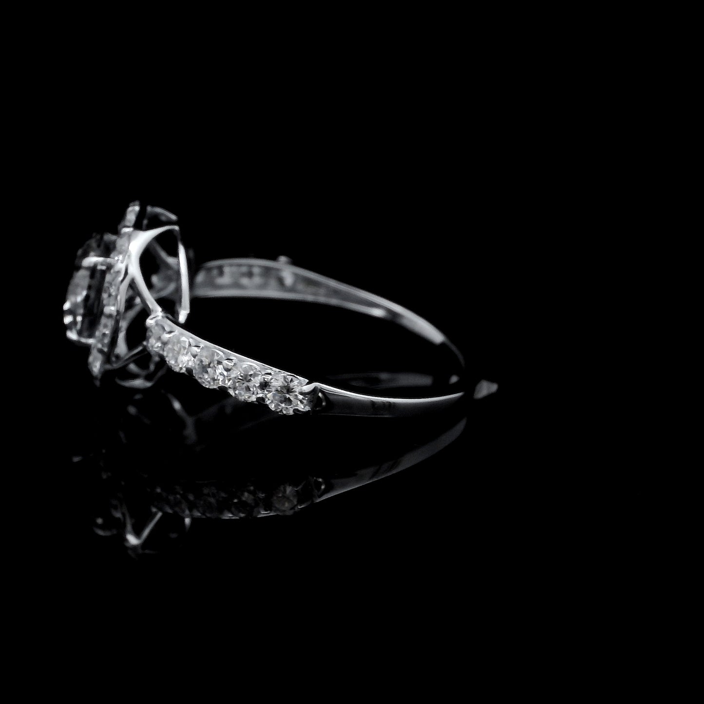 2.01 Carats Lab Grown Diamond 14K Gold Ring