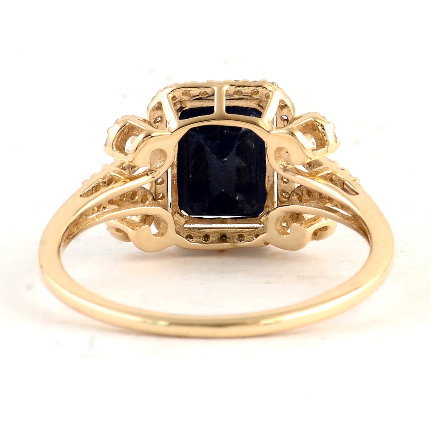 2.94 Ct Emerald Cut Natural Corundum Sapphire 14K Gold Ring