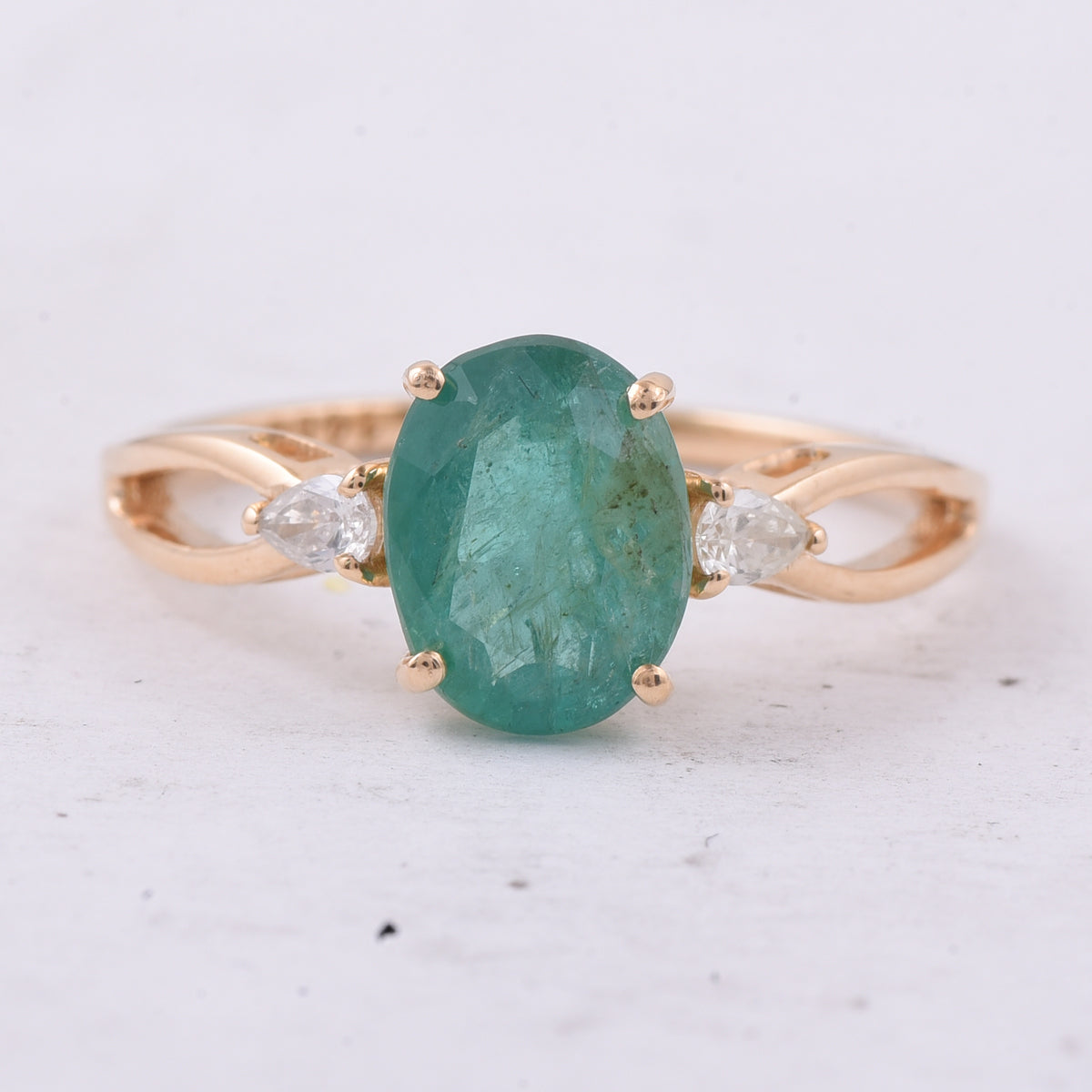 1.74 Ct Oval Natural Emerald 14K Gold Ring