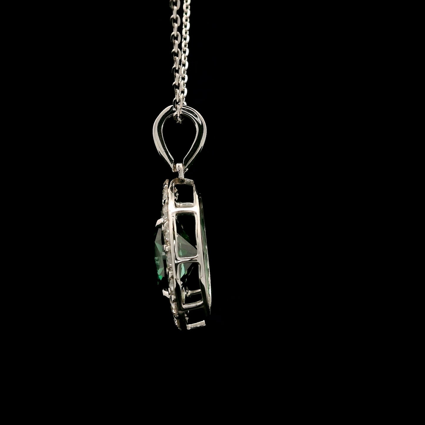 2.05 Carats Green Lab Grown Diamond 14K Gold Pendant