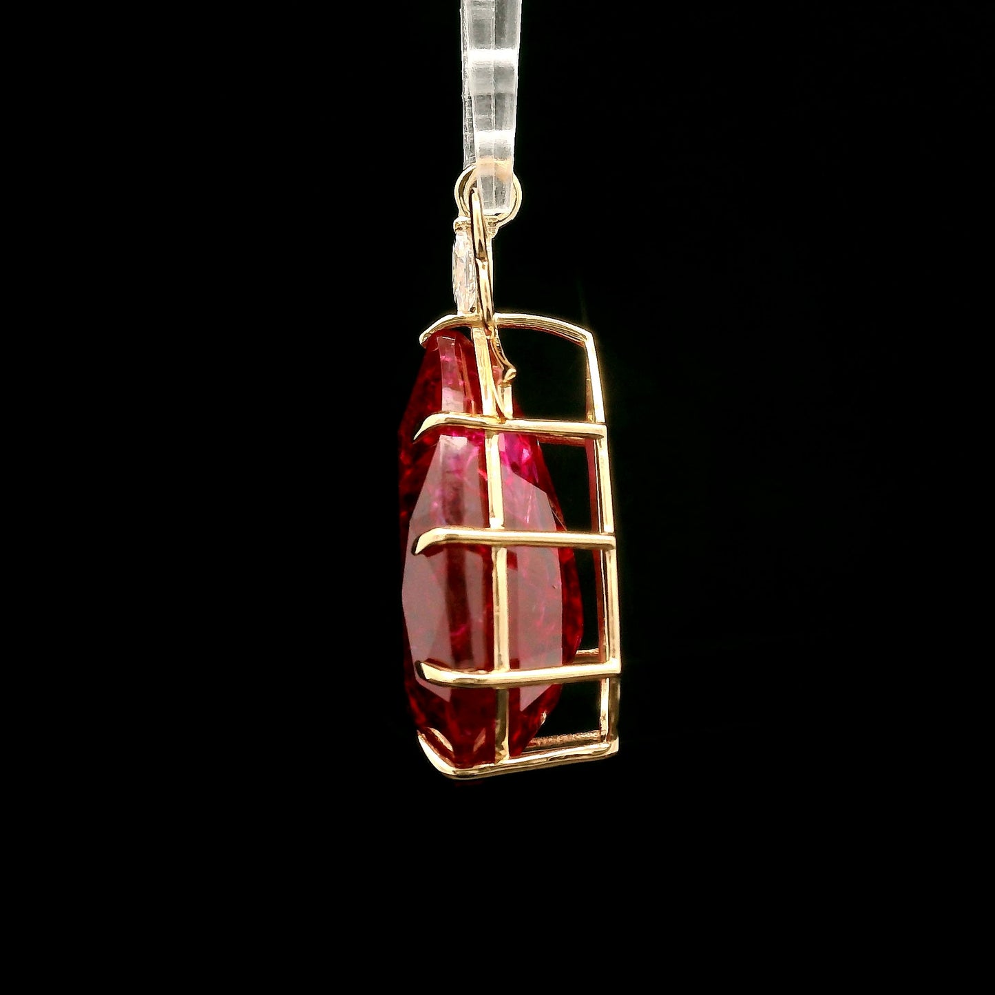 17.22 Ct Pear Mixed Cut Lab Grown Ruby 14K Gold Pendant
