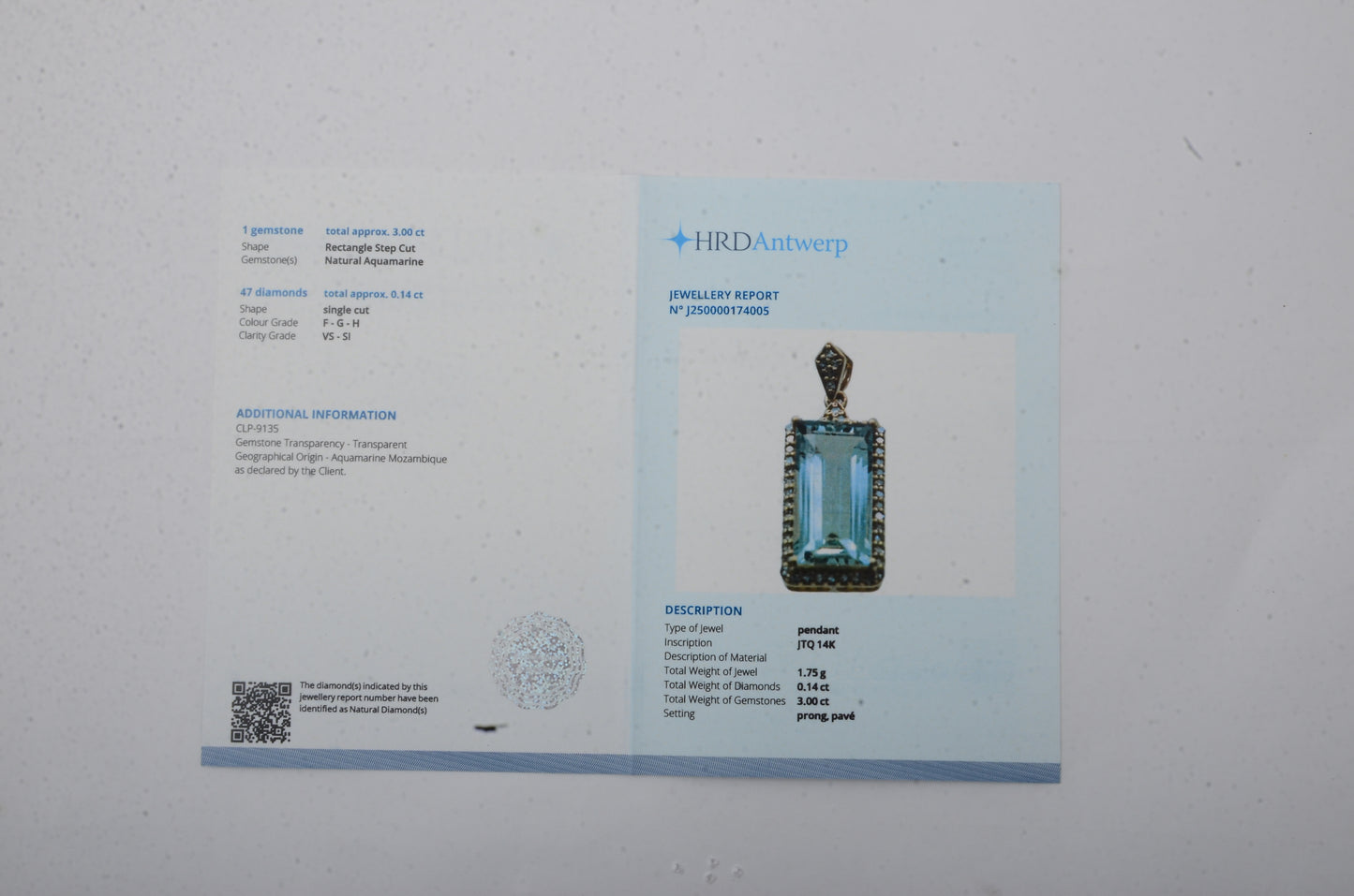3.14 Ct Rectangle Step Cut Natural Aquamarine 14K Gold Pendant