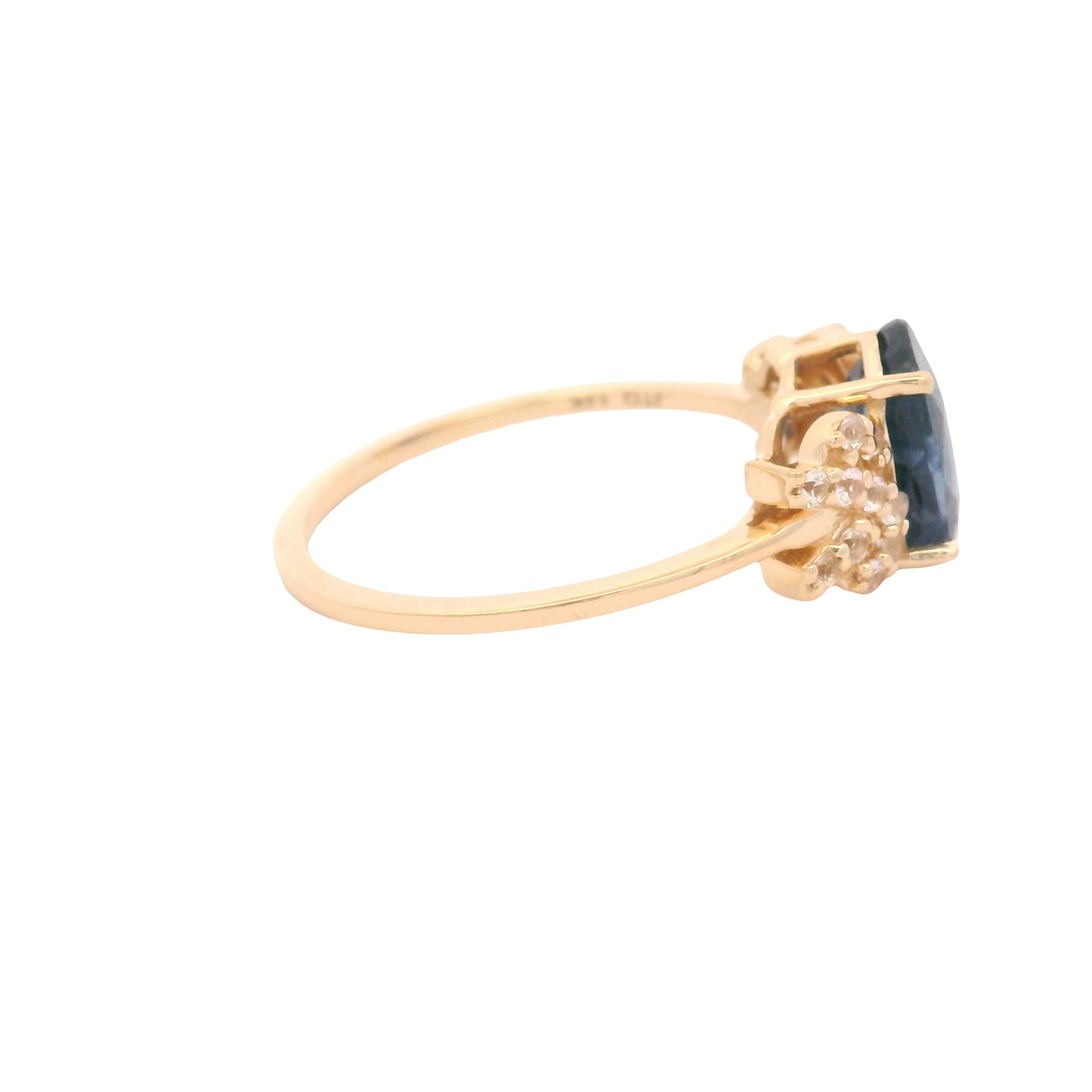 2.55 Ct Oval Sapphire 14K Gold Ring