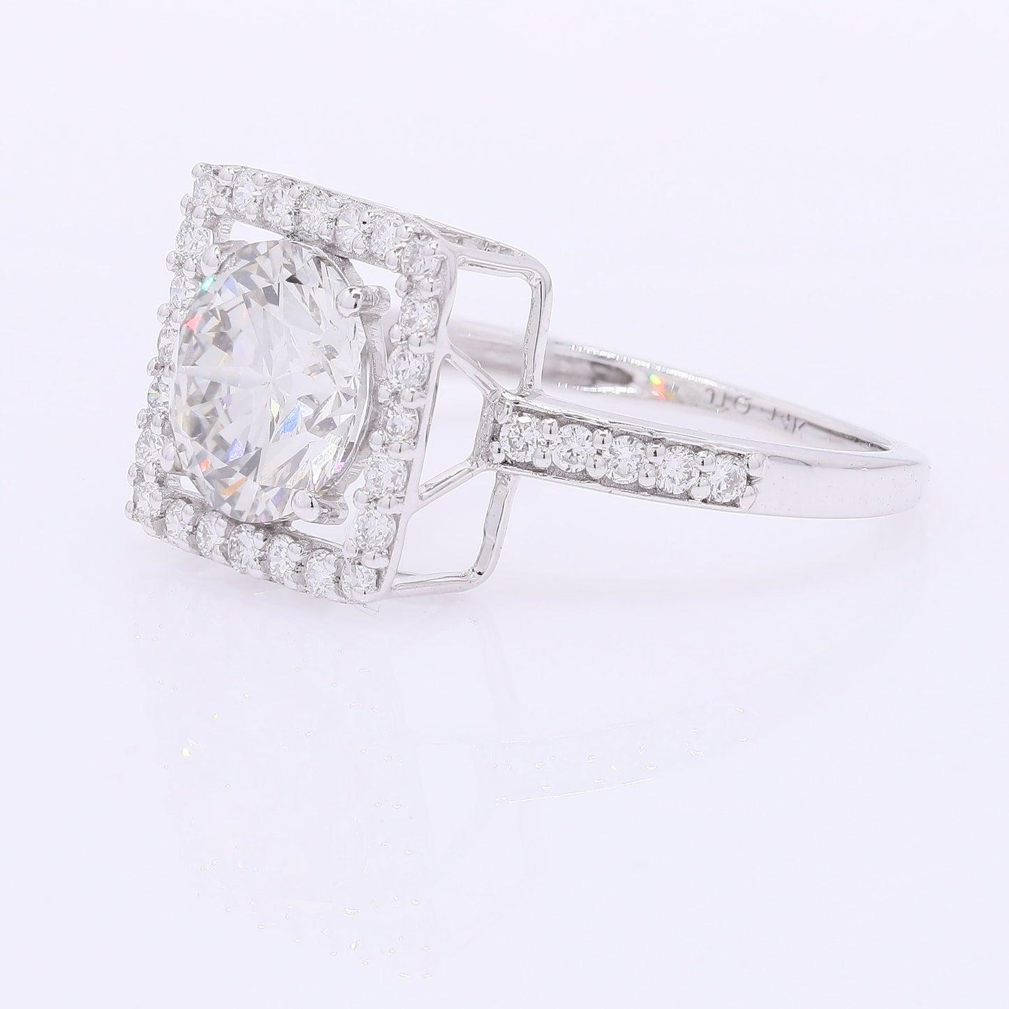 2.48 Carats Lab Grown Diamond 14K Gold Ring