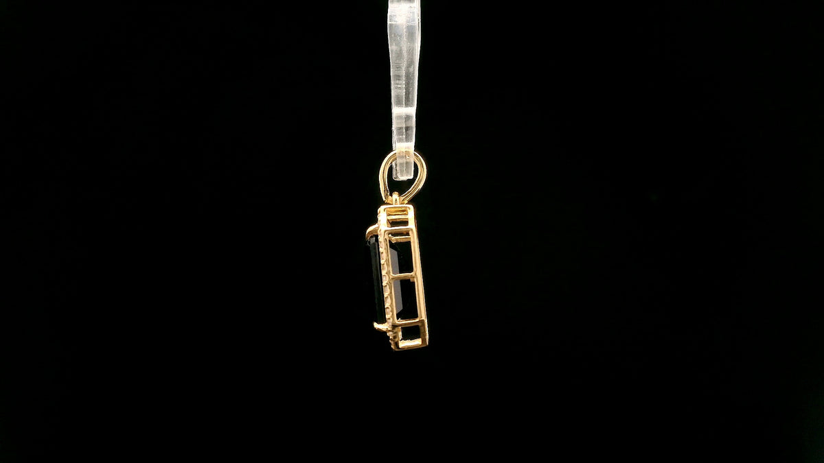 3.92 Ct Octagon Natural Sapphire 14K Gold Pendant