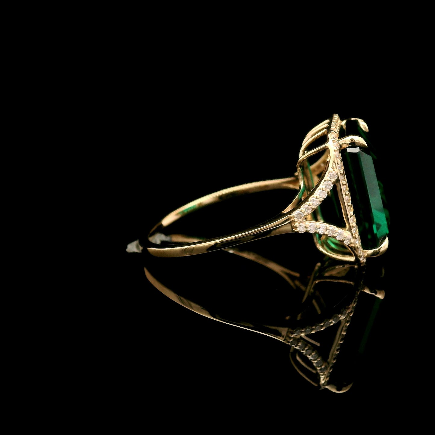 5.32 Ct Emerald Cut Lab Grown Emerald 14K Gold Ring
