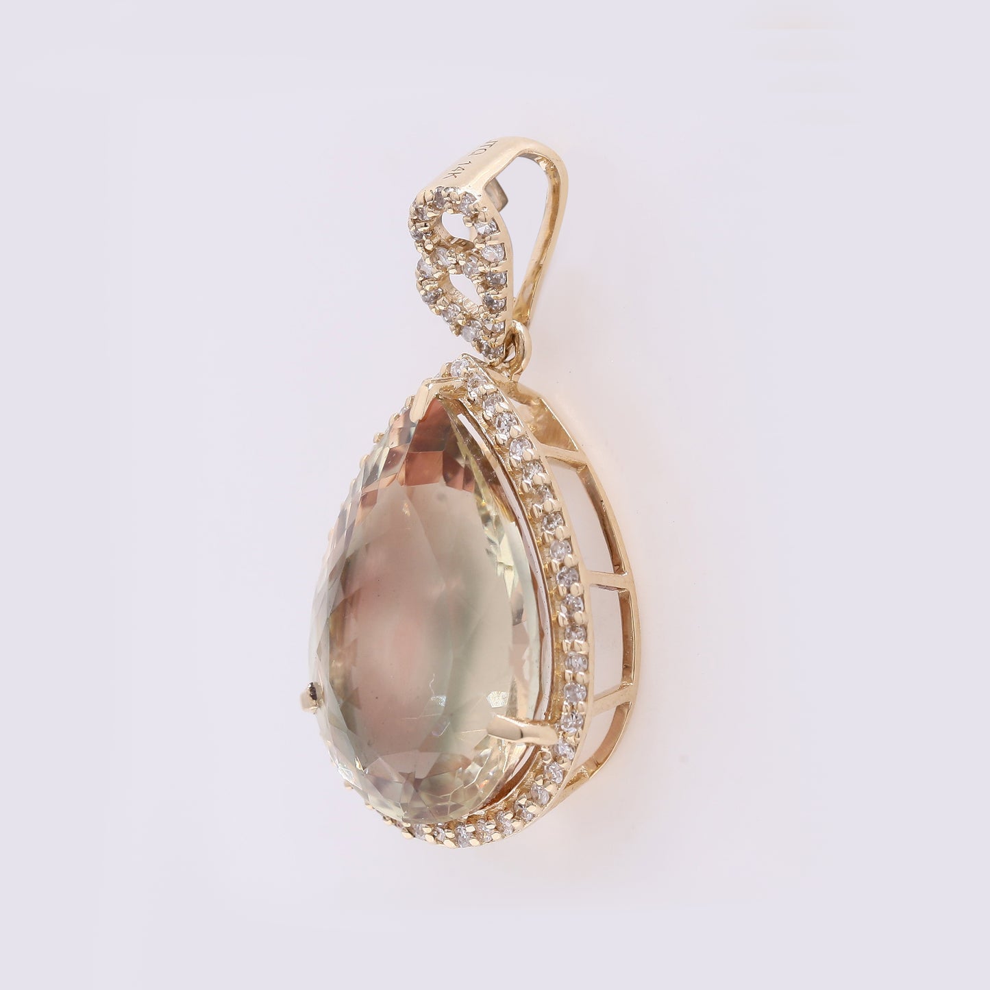 6.47 Ct Pear Mixed Cut Natural Sunstone 14K Gold Pendant
