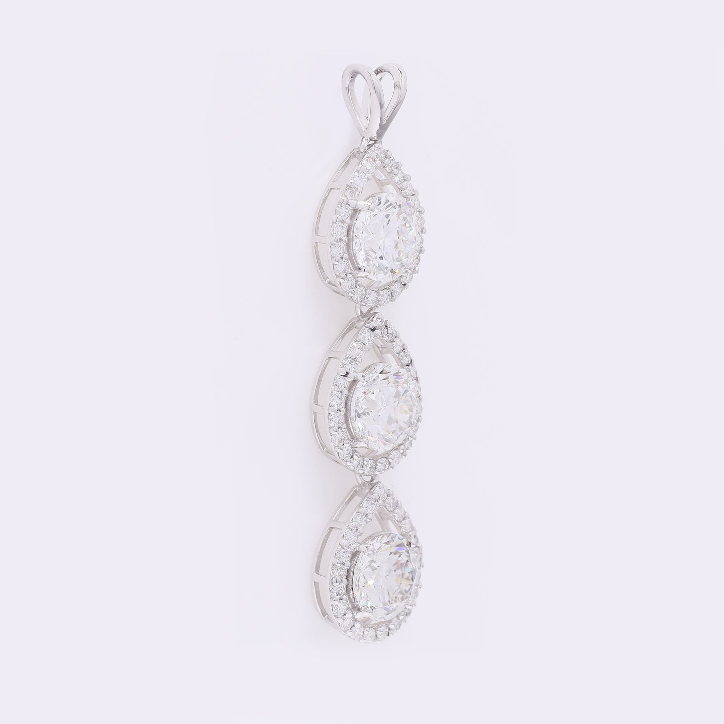 5.48 Carats Lab Grown Diamond 14K Gold Pendant