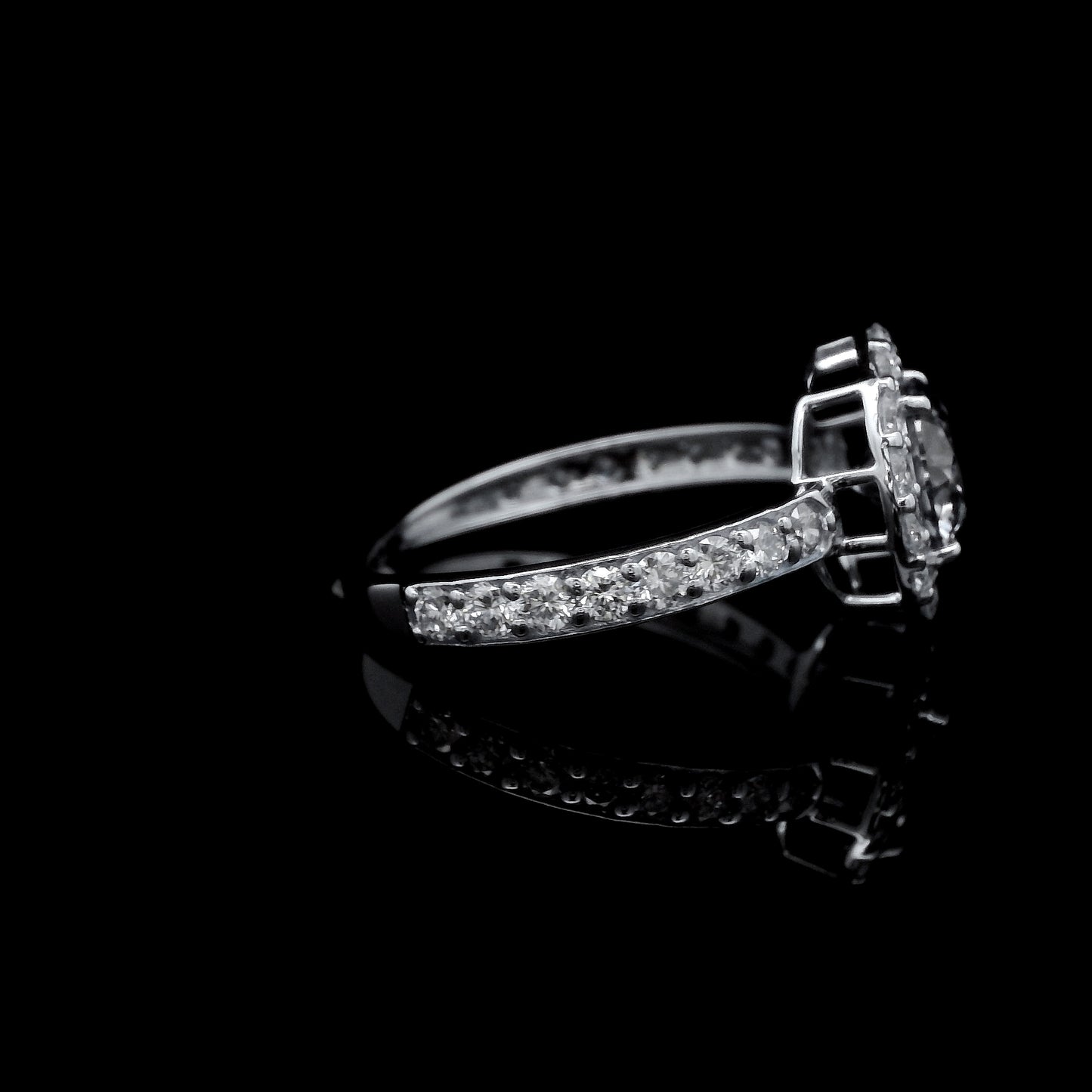 2.05 Carats Lab Grown Diamond 14K Gold Ring
