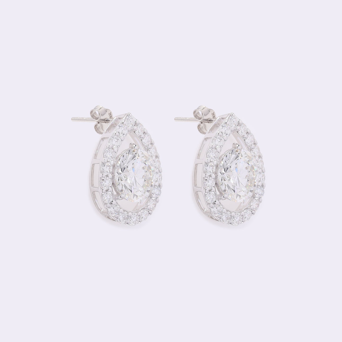 3.79 Carats Lab Grown Diamond 14K Gold Earrings