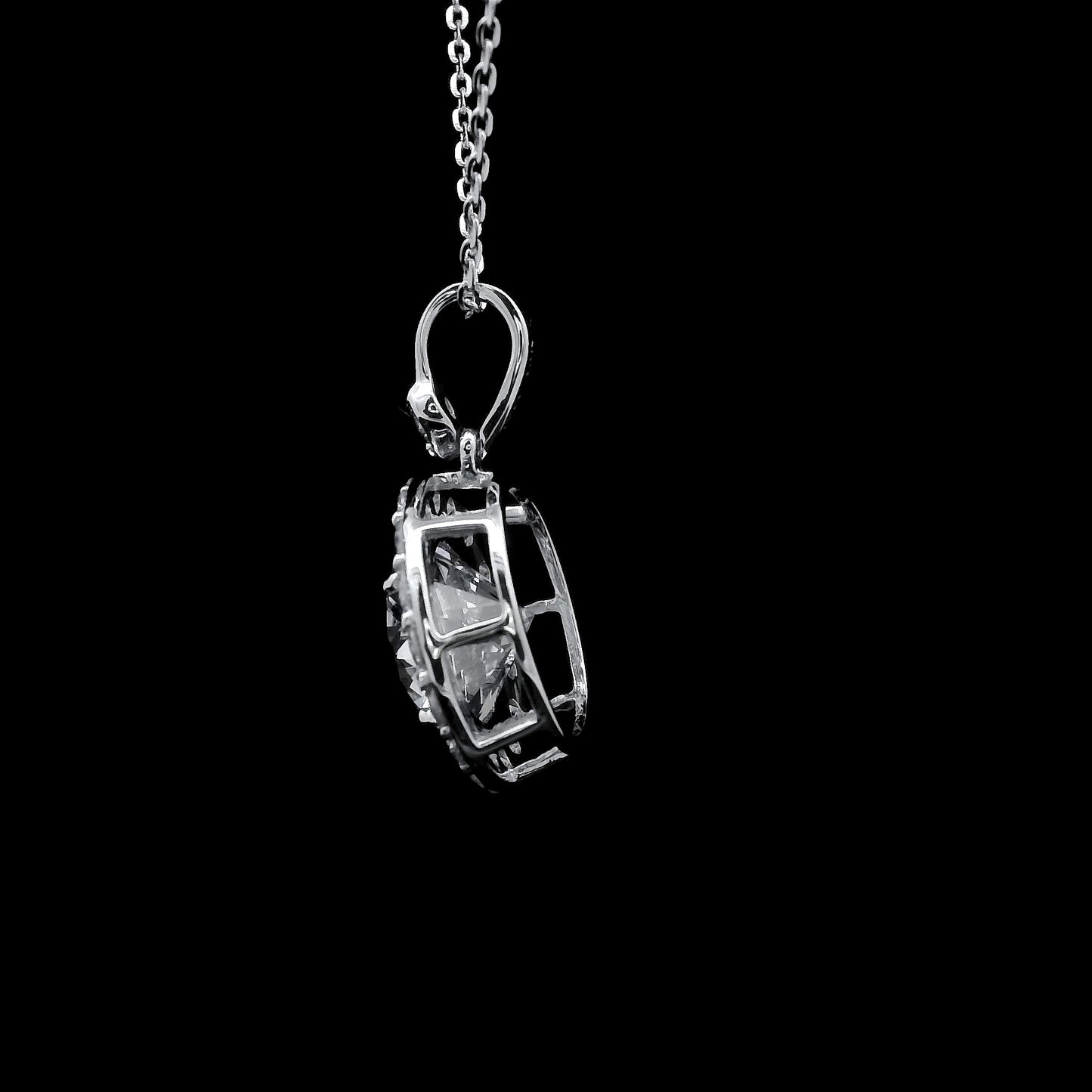 2.05 Carats Lab Grown Diamond 14K Gold Pendant