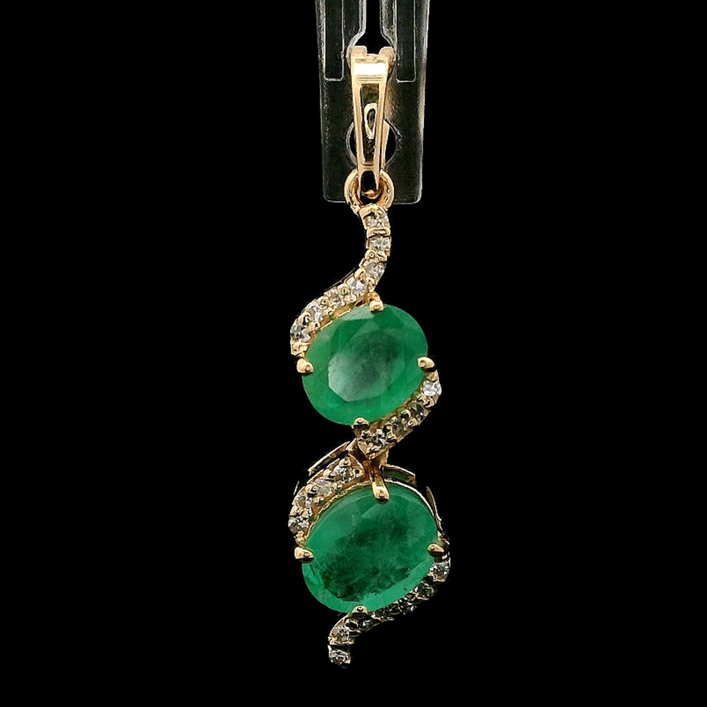 1.15 Ct Oval Mixed Cut Natural Emerald 14K Gold Pendant