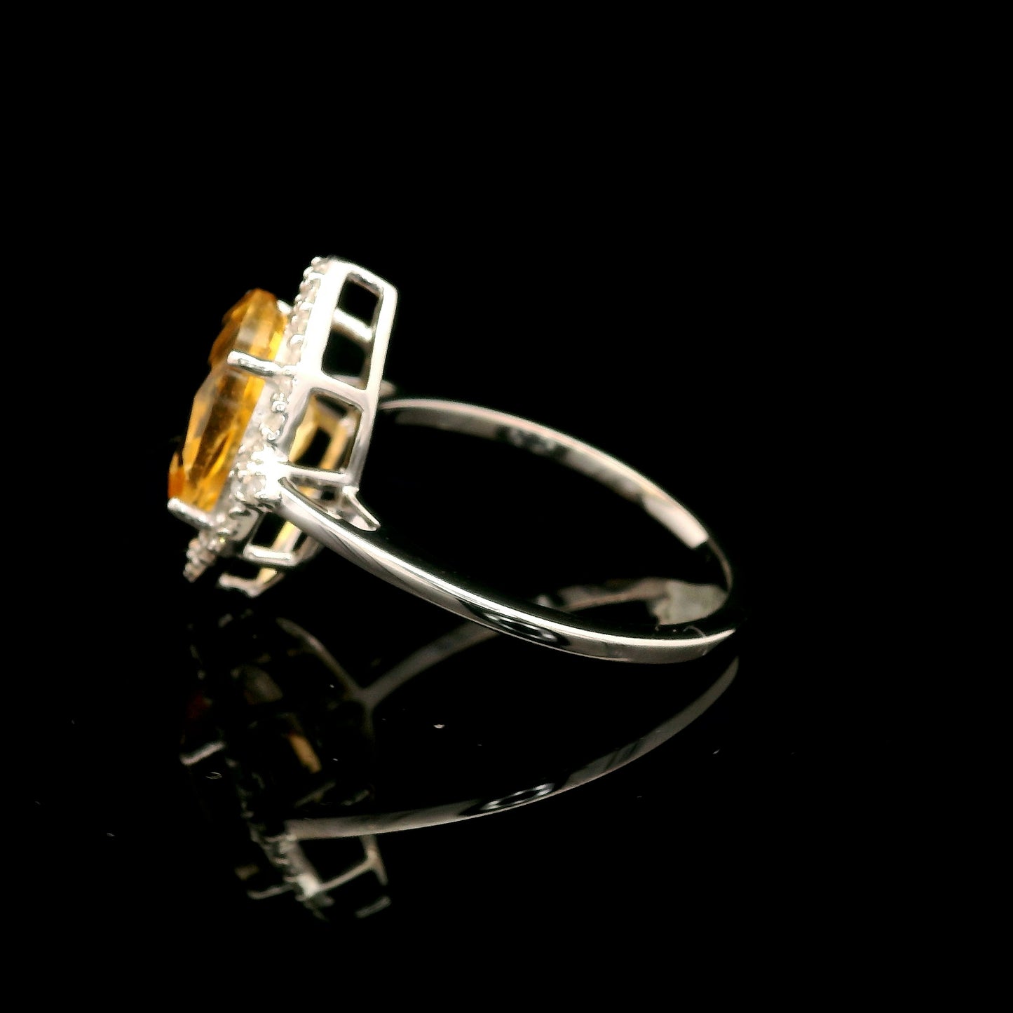 2.64 Ct Oval Citrine, White Zircon 925 Sterling Silver Ring