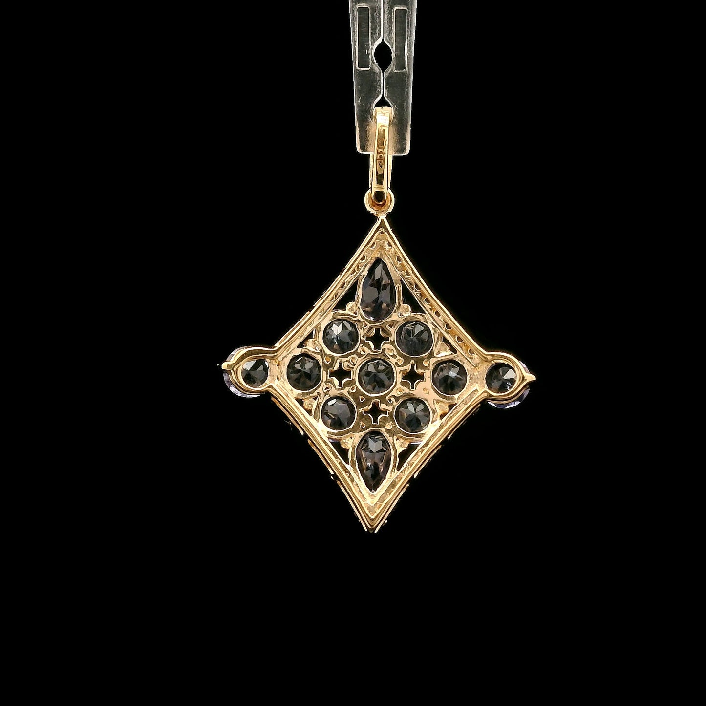 1.91 Ct Pear Tanzanite 14K Gold Pendant