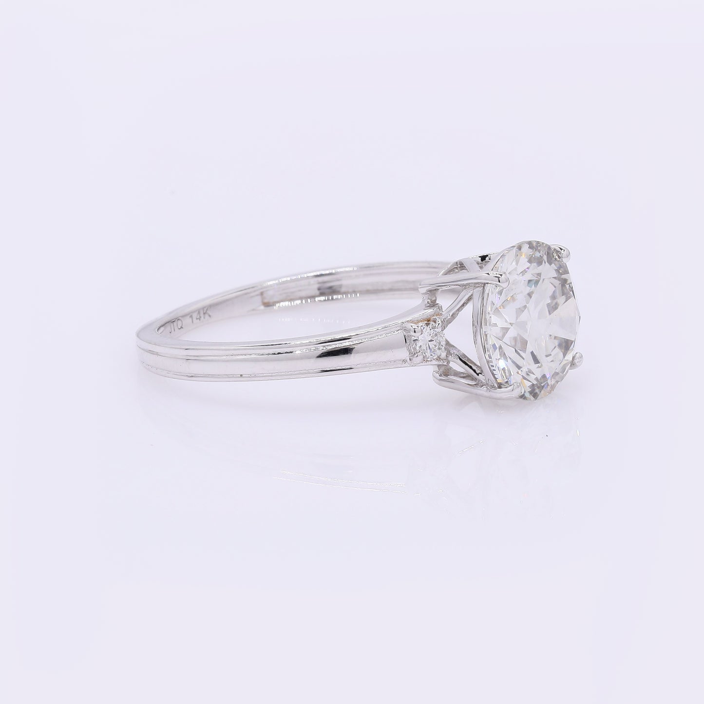 2.16 Carats Lab Grown Diamond 14K Gold Ring