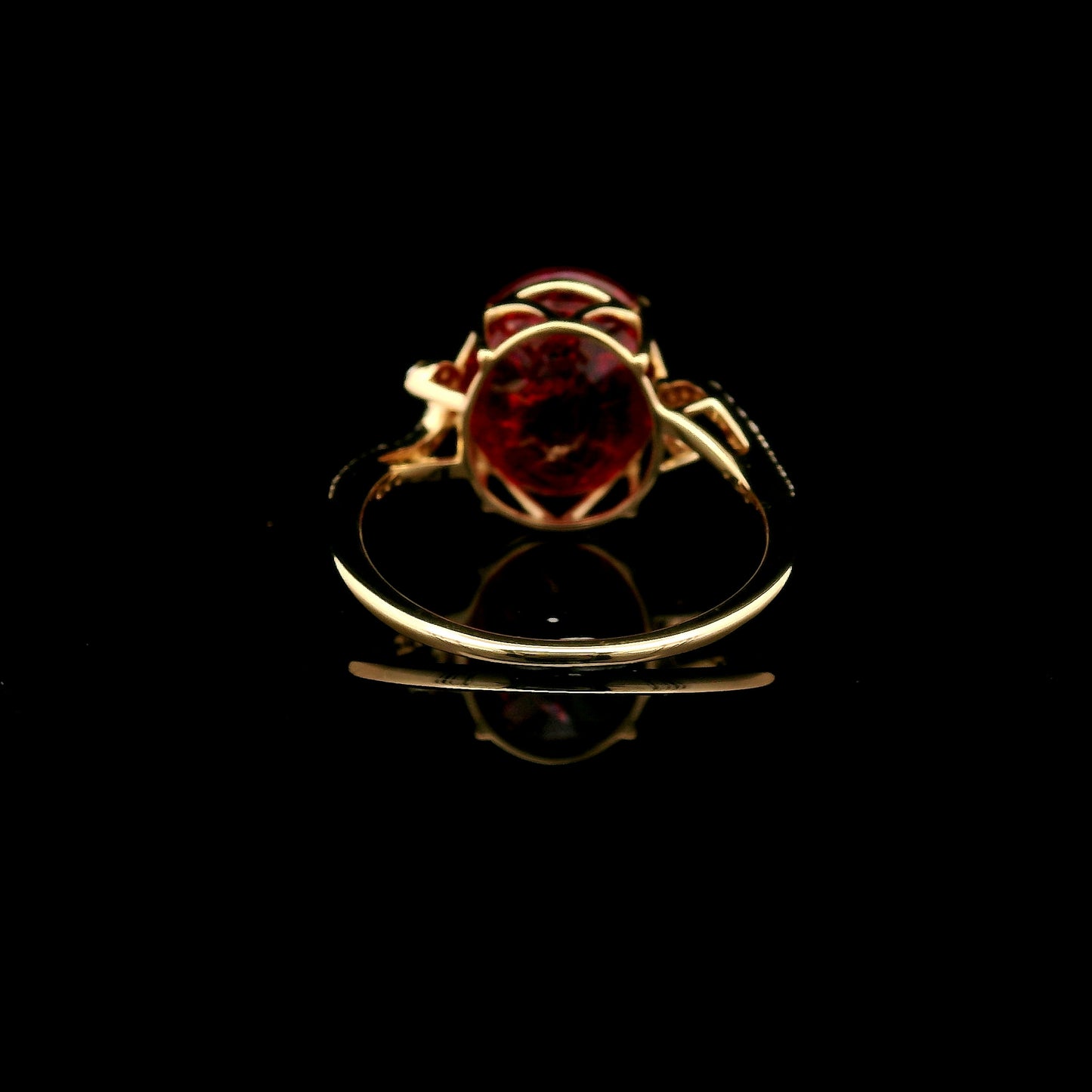 6.23 Ct Oval Mixed Cut Lab Grown Ruby 14K Gold Ring