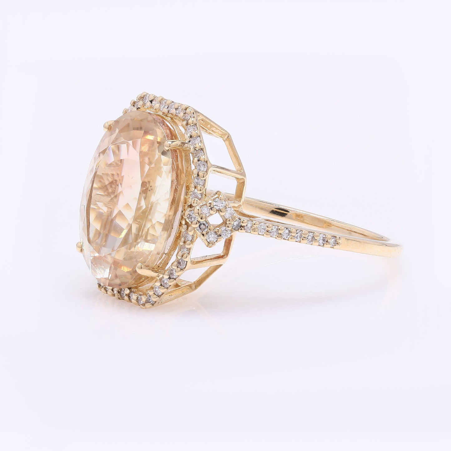 6.25 Ct Oval Mixed Cut Natural Sunstone 14K Gold Ring