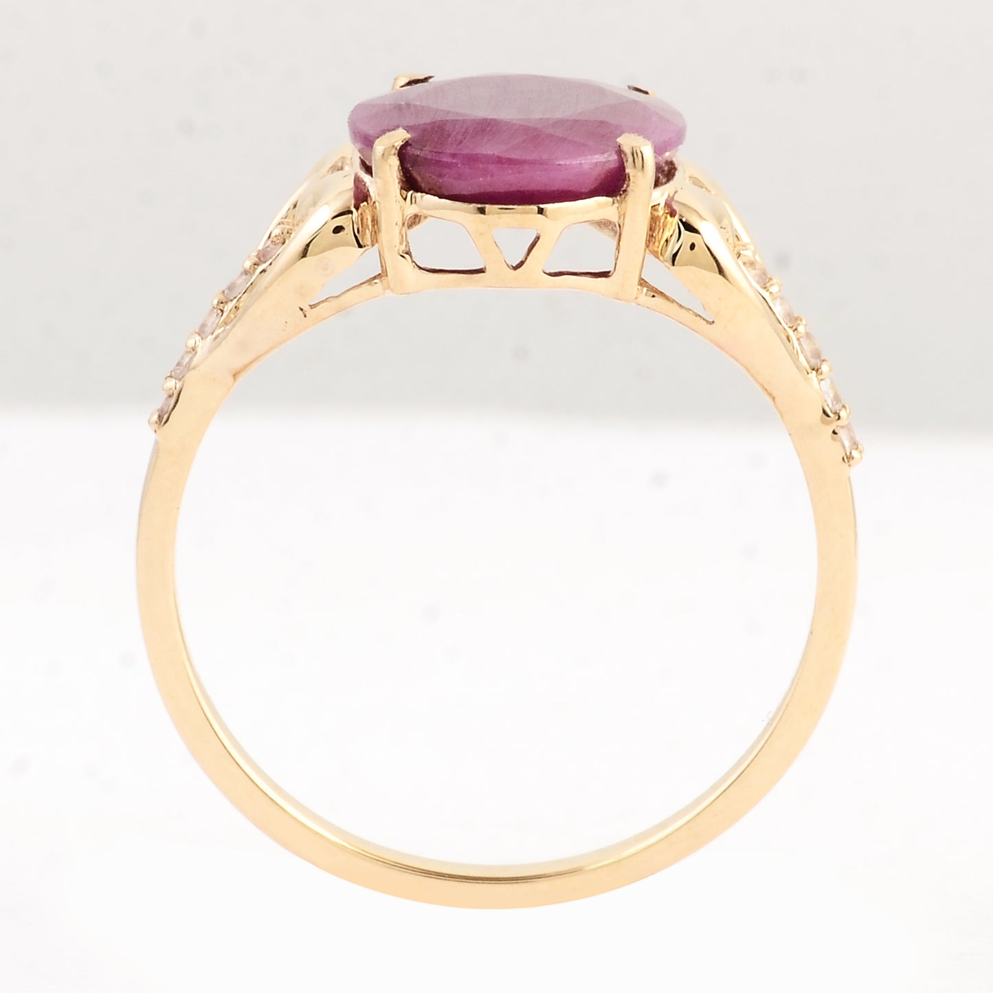 3.39 Ct Oval Ruby 14K Gold Ring