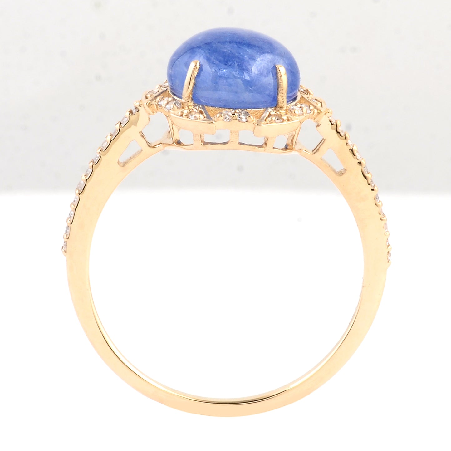 3.97 Ct Round Cabochon Natural Corundum Sapphire 14K Gold Ring