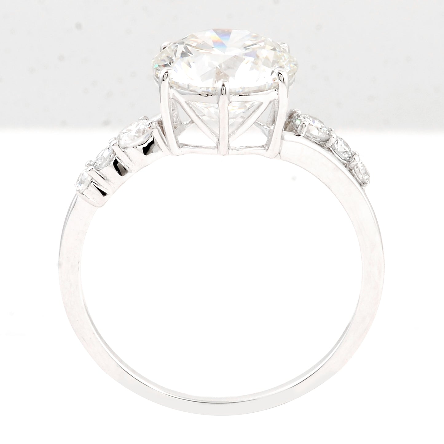 3.05 Ct Round Brilliant Lab Grown Diamond 14K Gold Ring