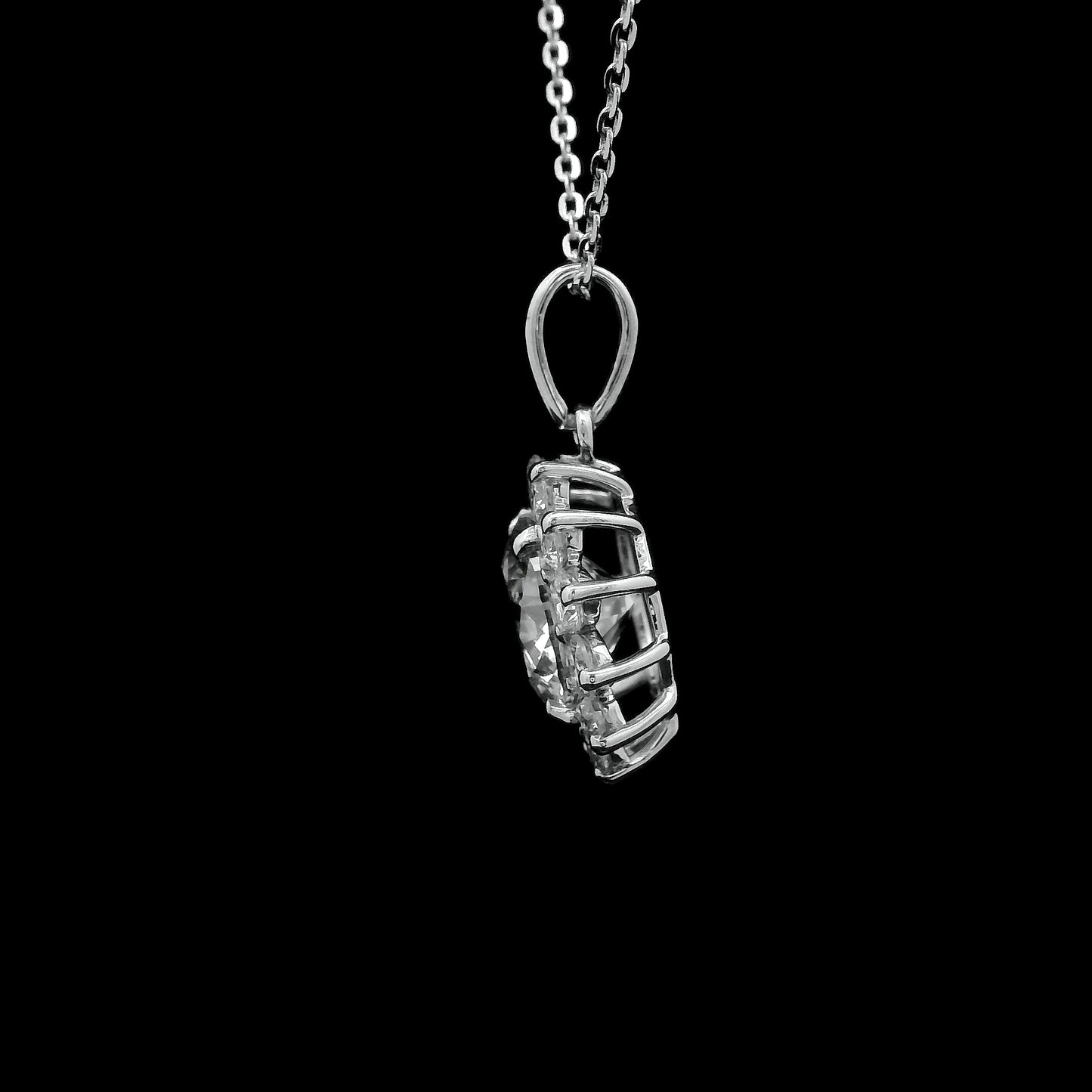 2.19 Carats Lab Grown Diamond 14K Gold Pendant