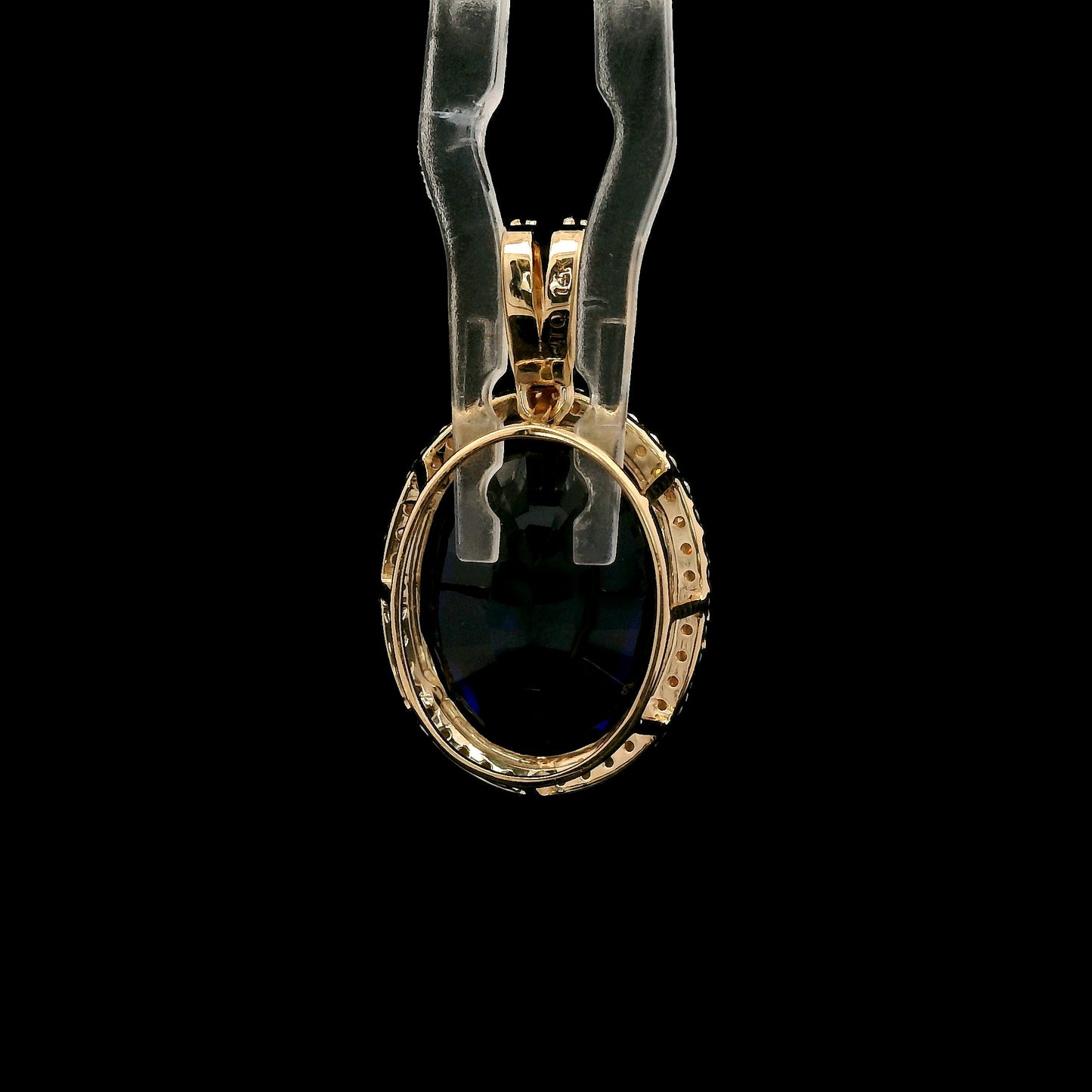 8.48 Ct Oval Mixed Cut Lab Grown Sapphire 14K Gold Pendant