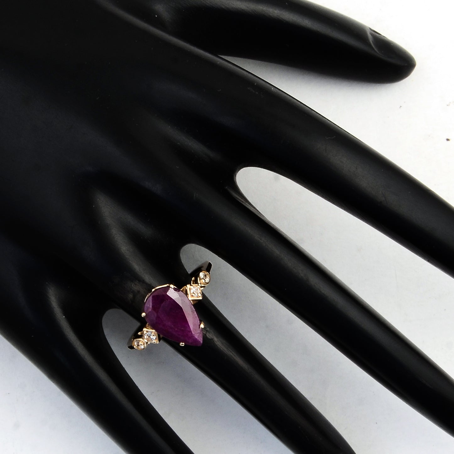 3.30 Ct Pear Ruby 14K Gold Ring