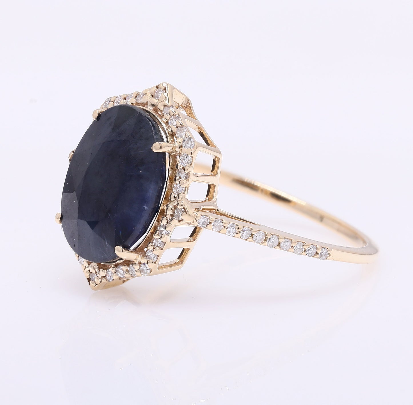 3.72 Ct Oval Mixed Cut Natural Sapphire 14K Gold Ring