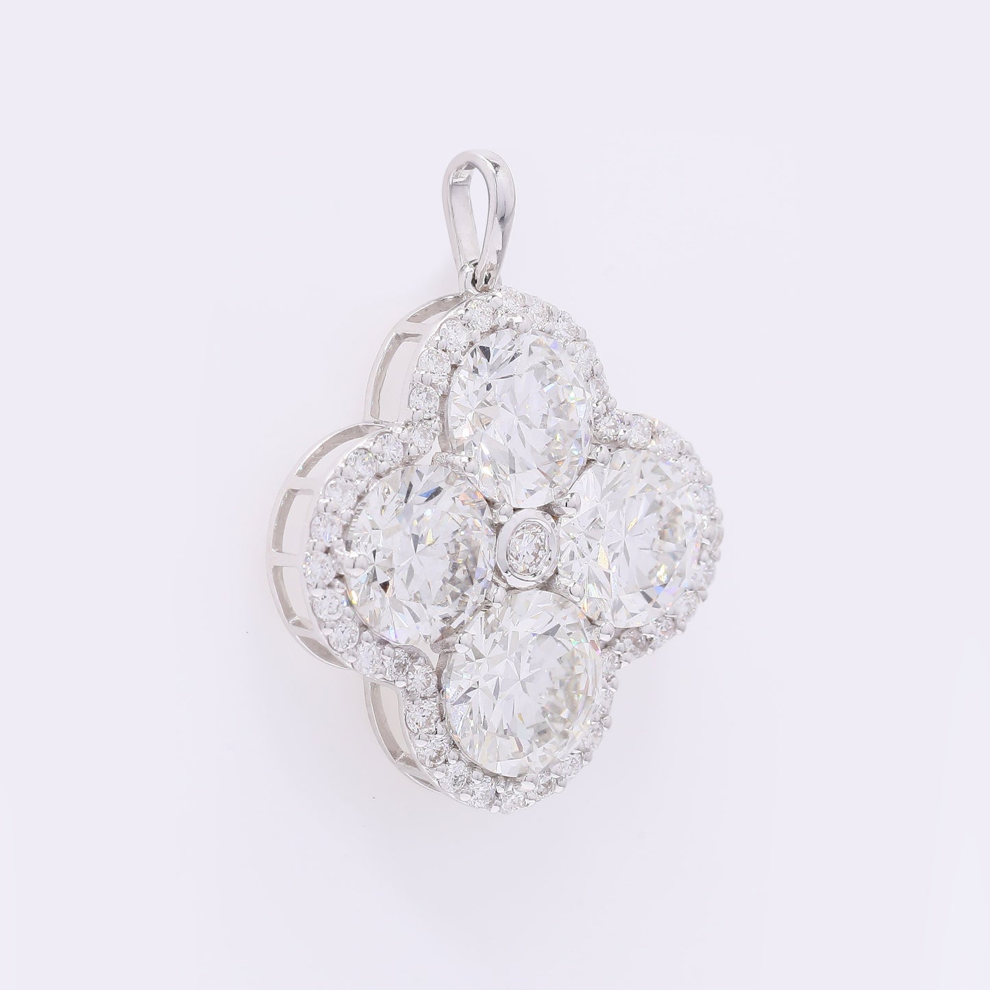 6.88 Carats Lab Grown Diamond 14K Gold Pendant