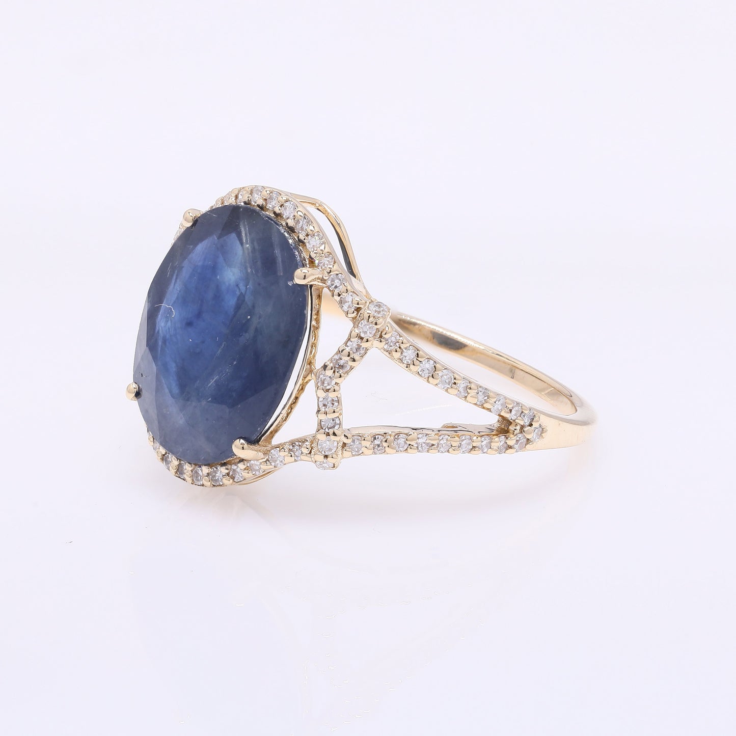 4.91 Ct Oval Mixed Cut Natural Corundum Sapphire 14K Gold Ring