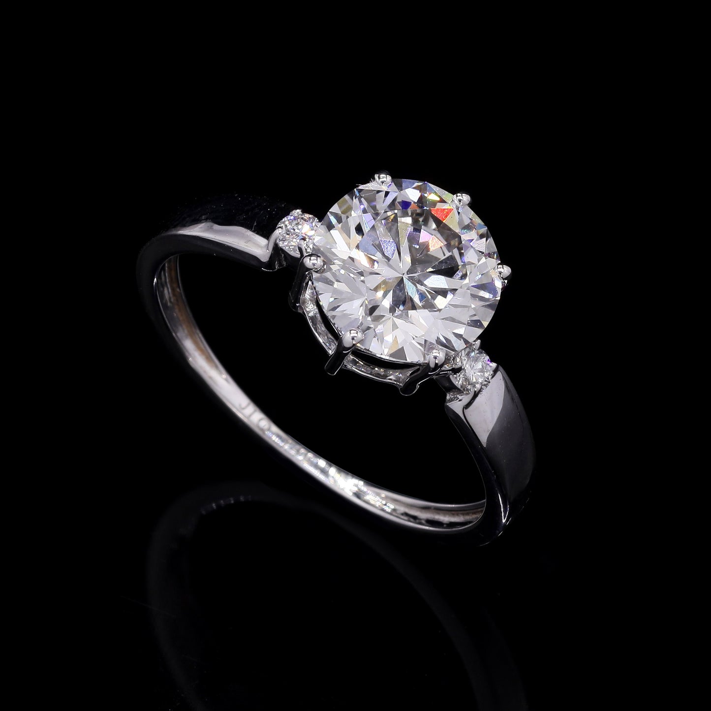 2.10 Carats Lab Grown Diamond 14K Gold Ring