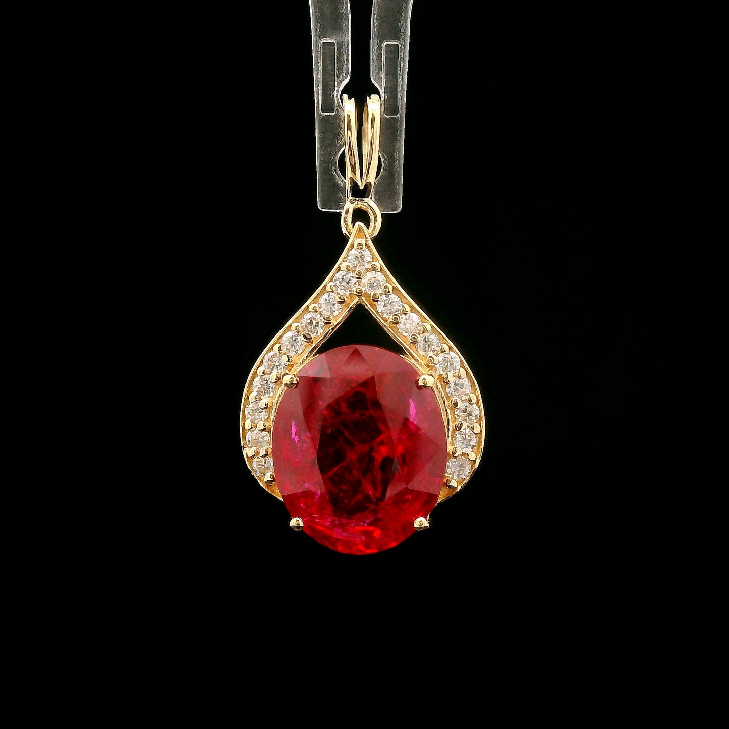 5.14 Ct Oval Mixed Cut Lab Grown Ruby 14K Gold Pendant