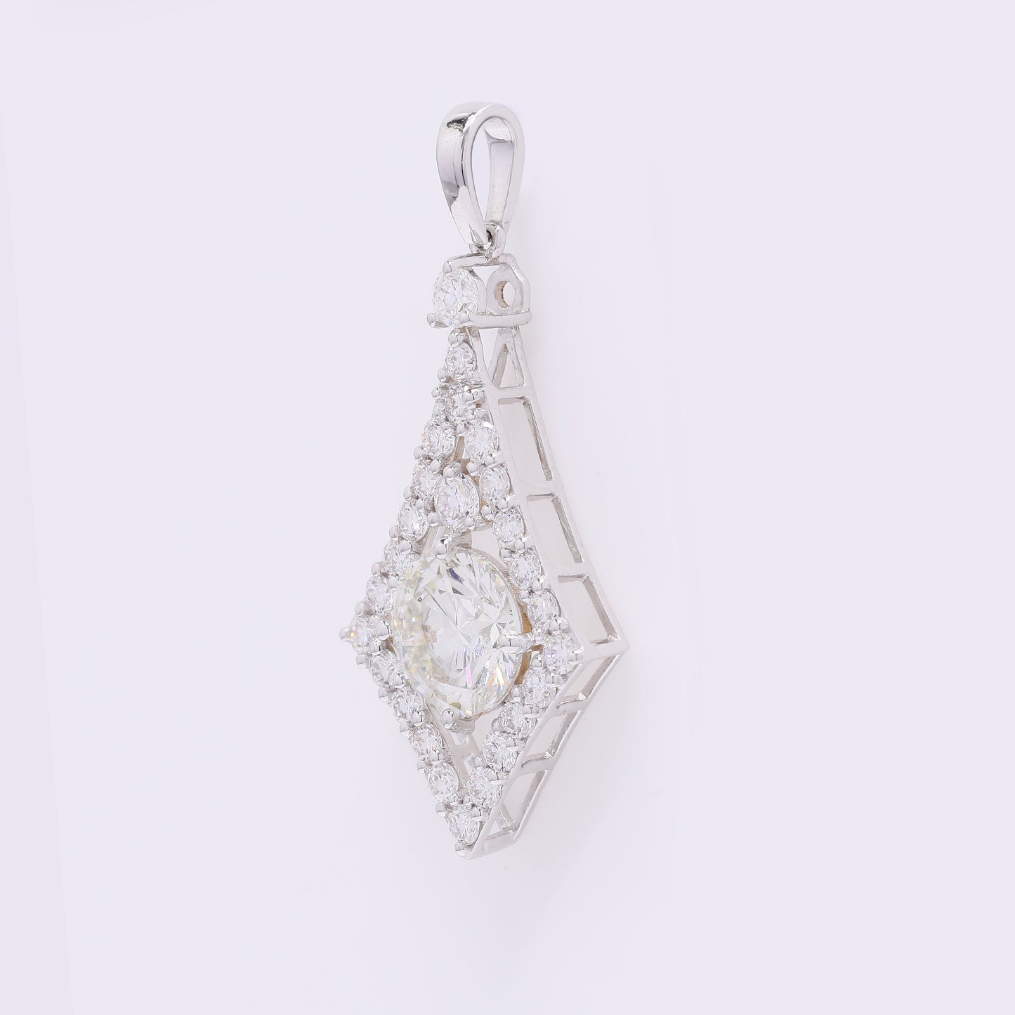 2.35 Carats Lab Grown Diamond 14K Gold Pendant