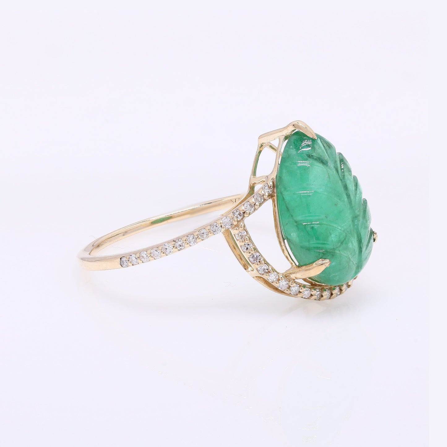 3.56 Ct Pear Carving Natural Beryl Emerald 14K Gold Ring