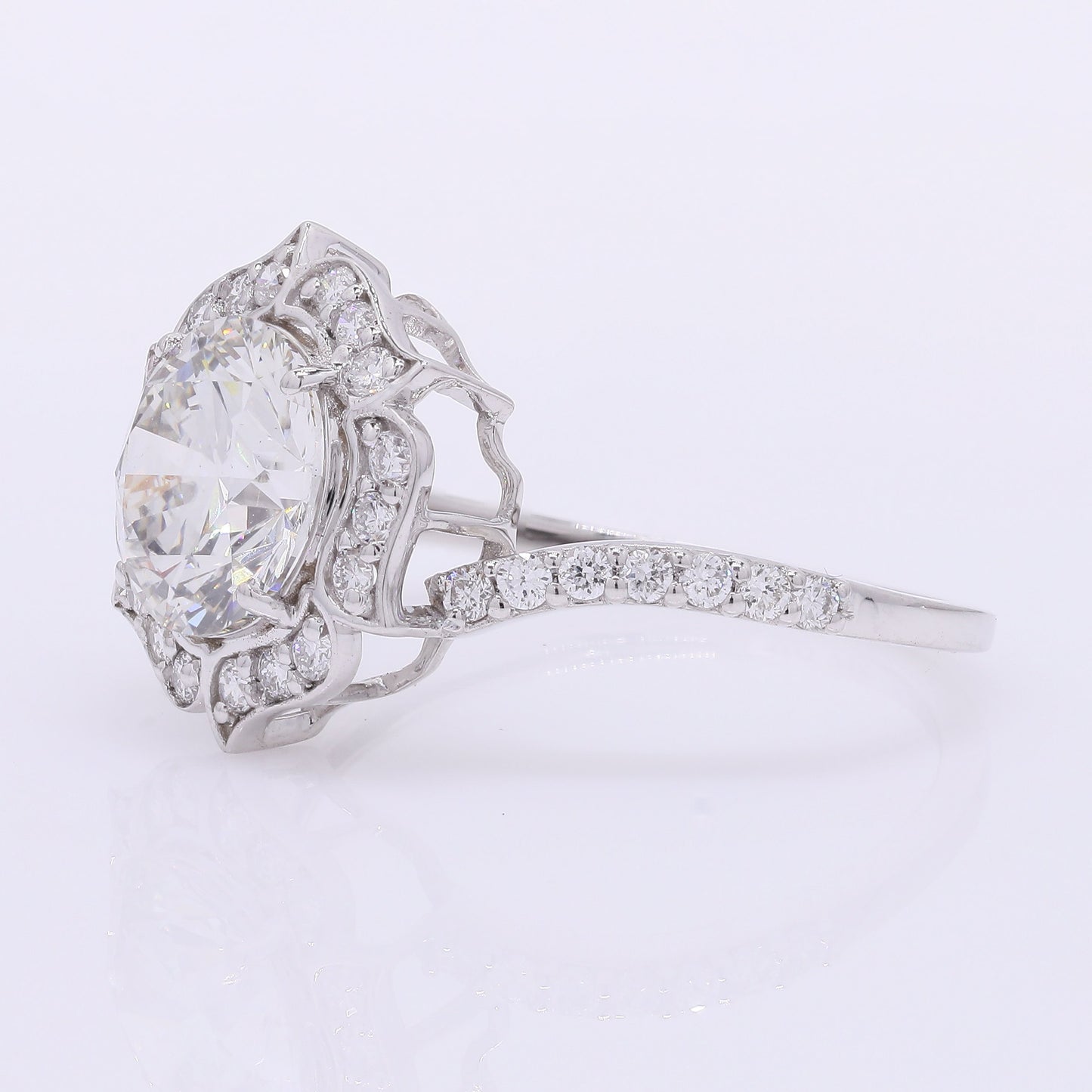 2.59 Carats Lab Grown Diamond 14K Gold Ring