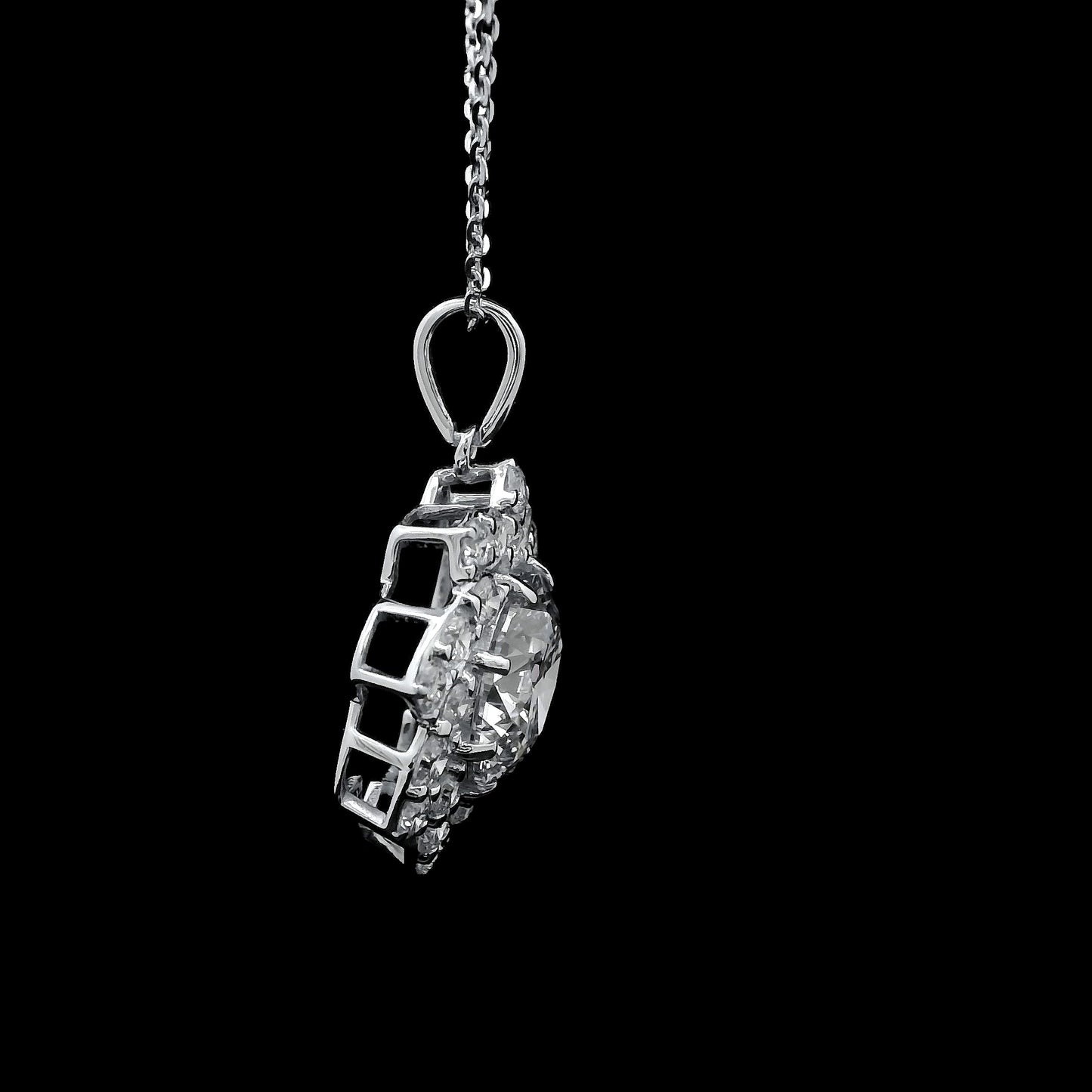 2.93 Carats Lab Grown Diamond 14K Gold Pendant