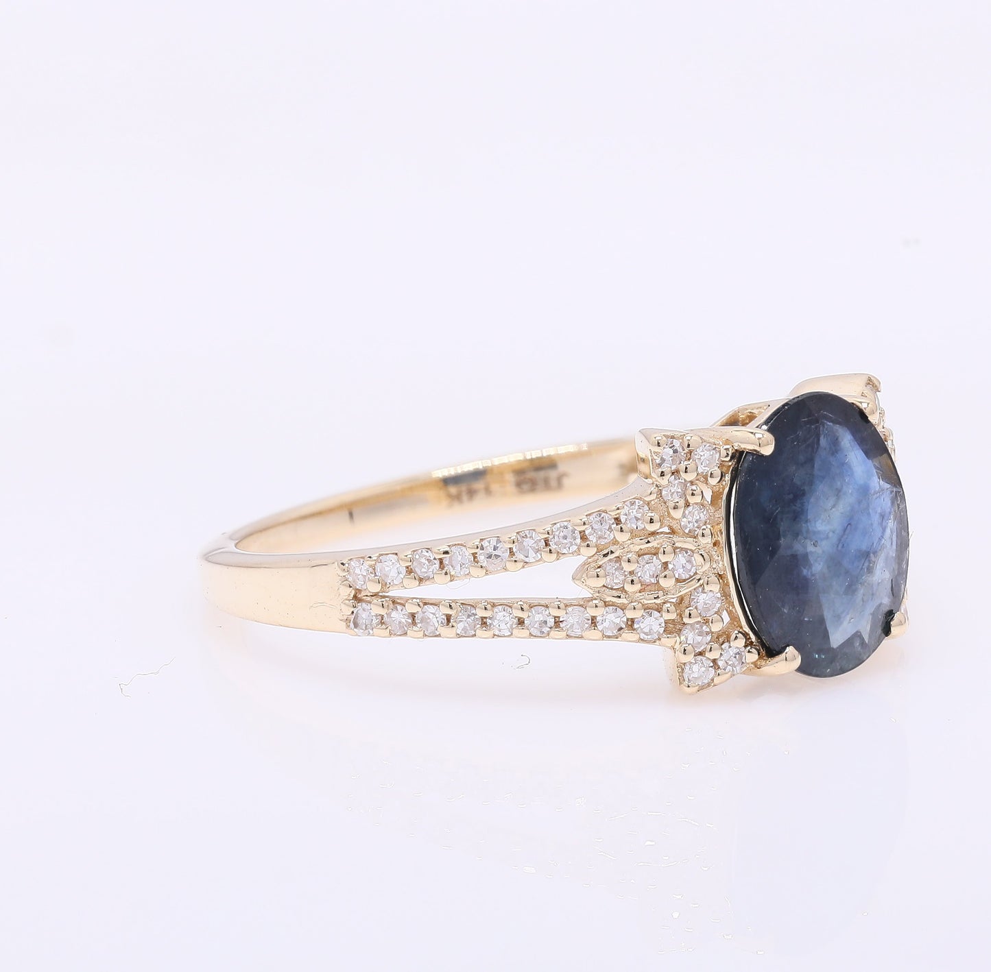 1.50 Ct Oval Mixed Cut Natural Sapphire 14K Gold Ring