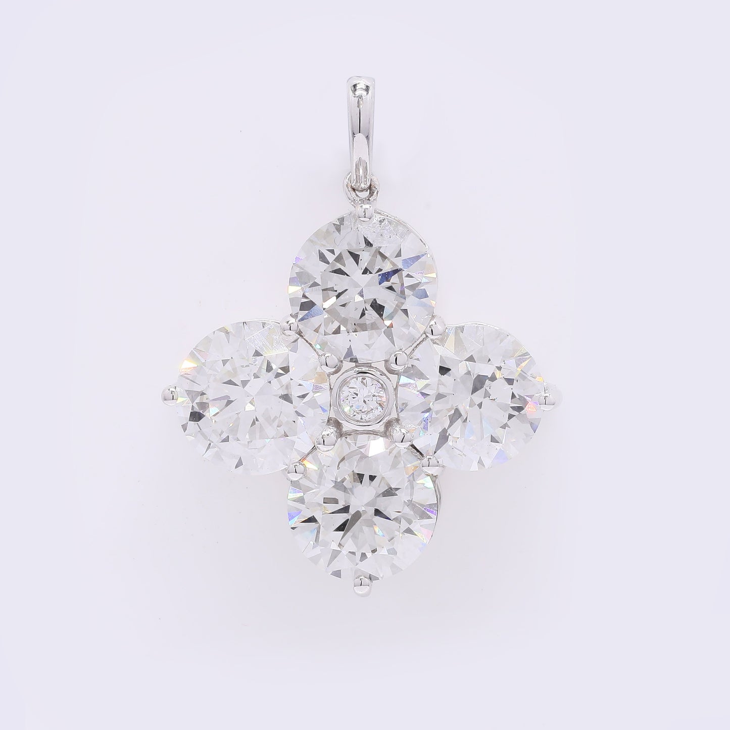 6.55 Carats Lab Grown Diamond 14K Gold Pendant