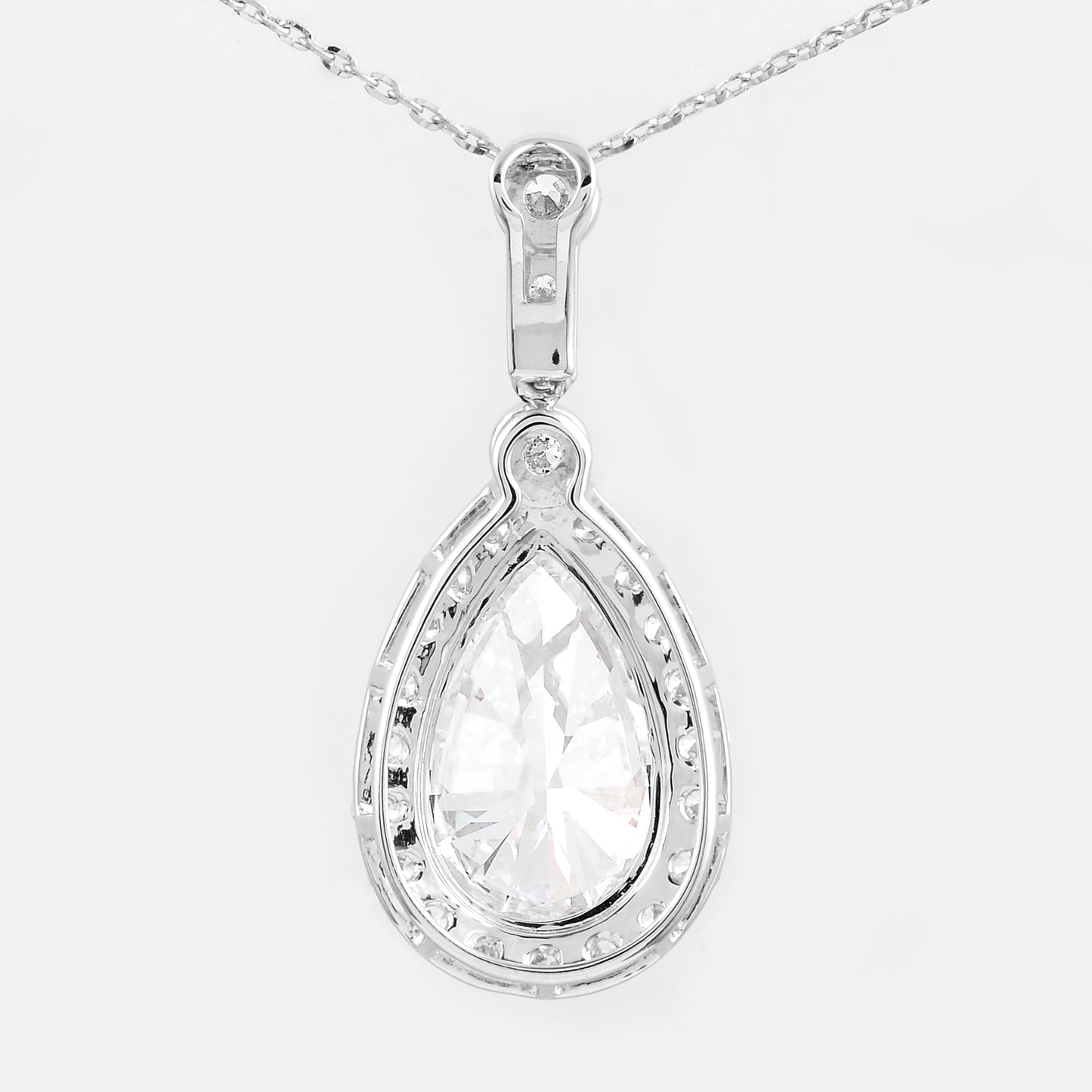 3.74 Carats Lab Grown Diamond 14K Gold Pendant