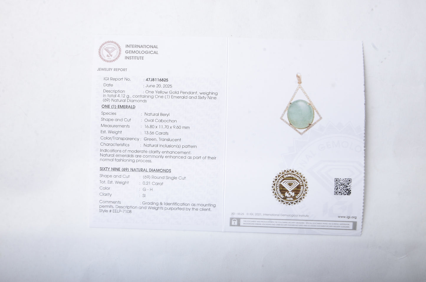 13.77 Ct Oval Cabochon Natural Beryl Emerald 14K Gold Pendant