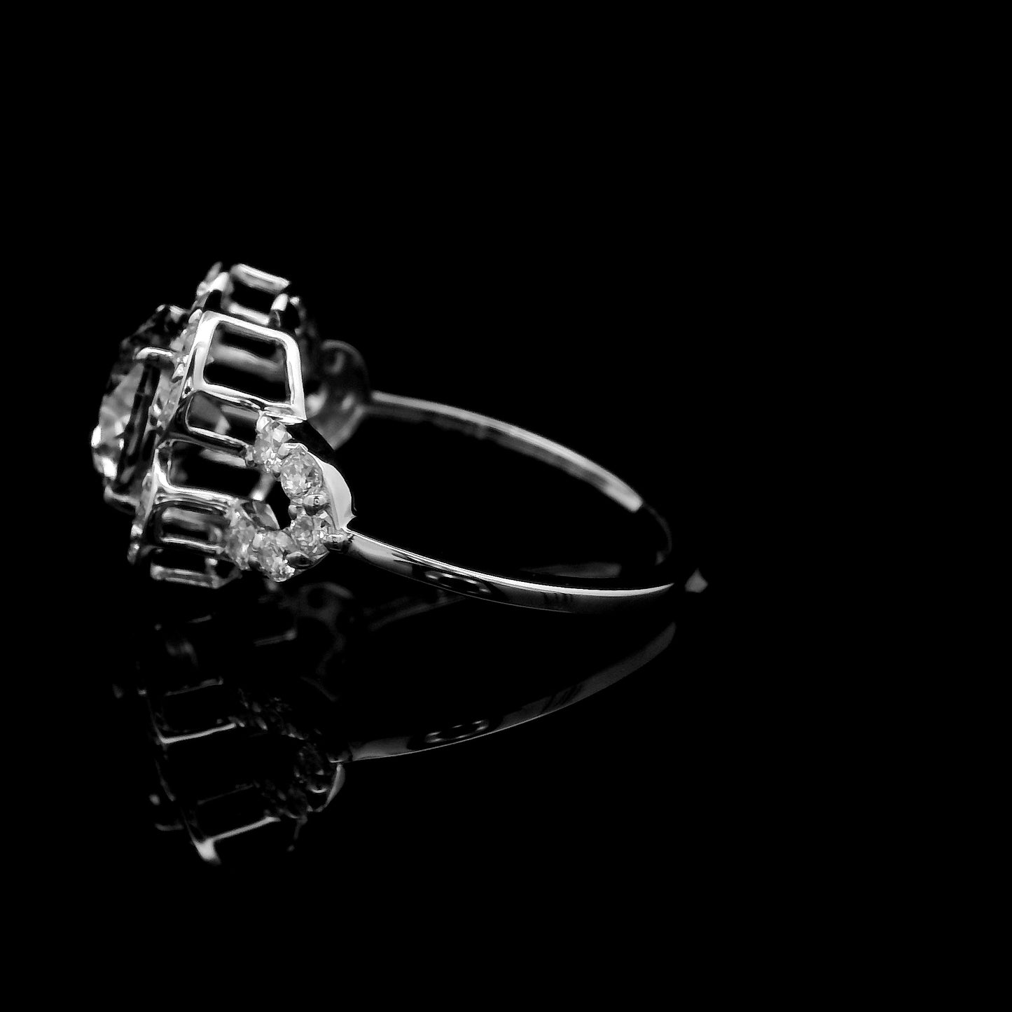 2.75 Carats Lab Grown Diamond 14K Gold Ring