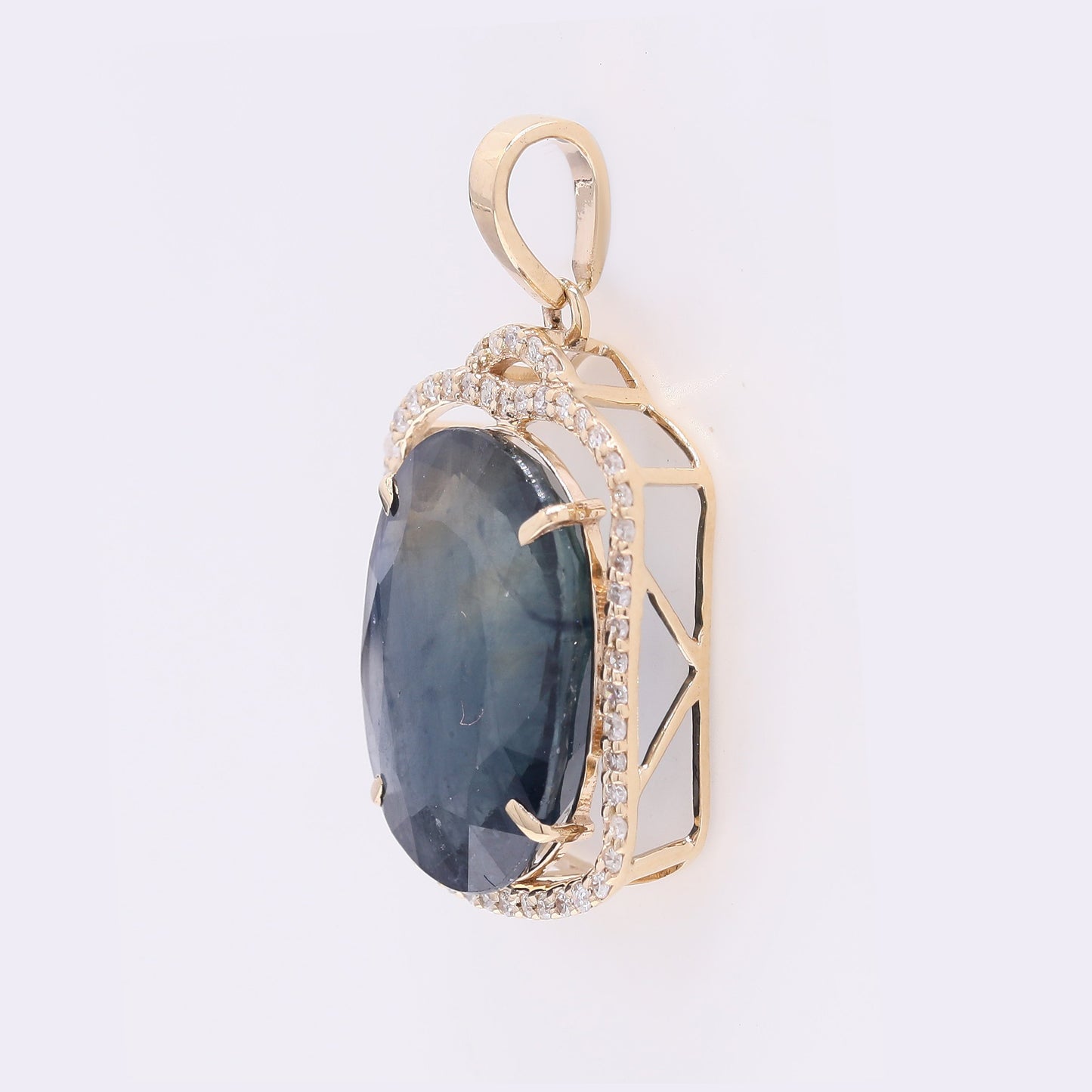 8.35 Ct Oval Mixed Cut Natural Corundum Sapphire 14K Gold Pendant