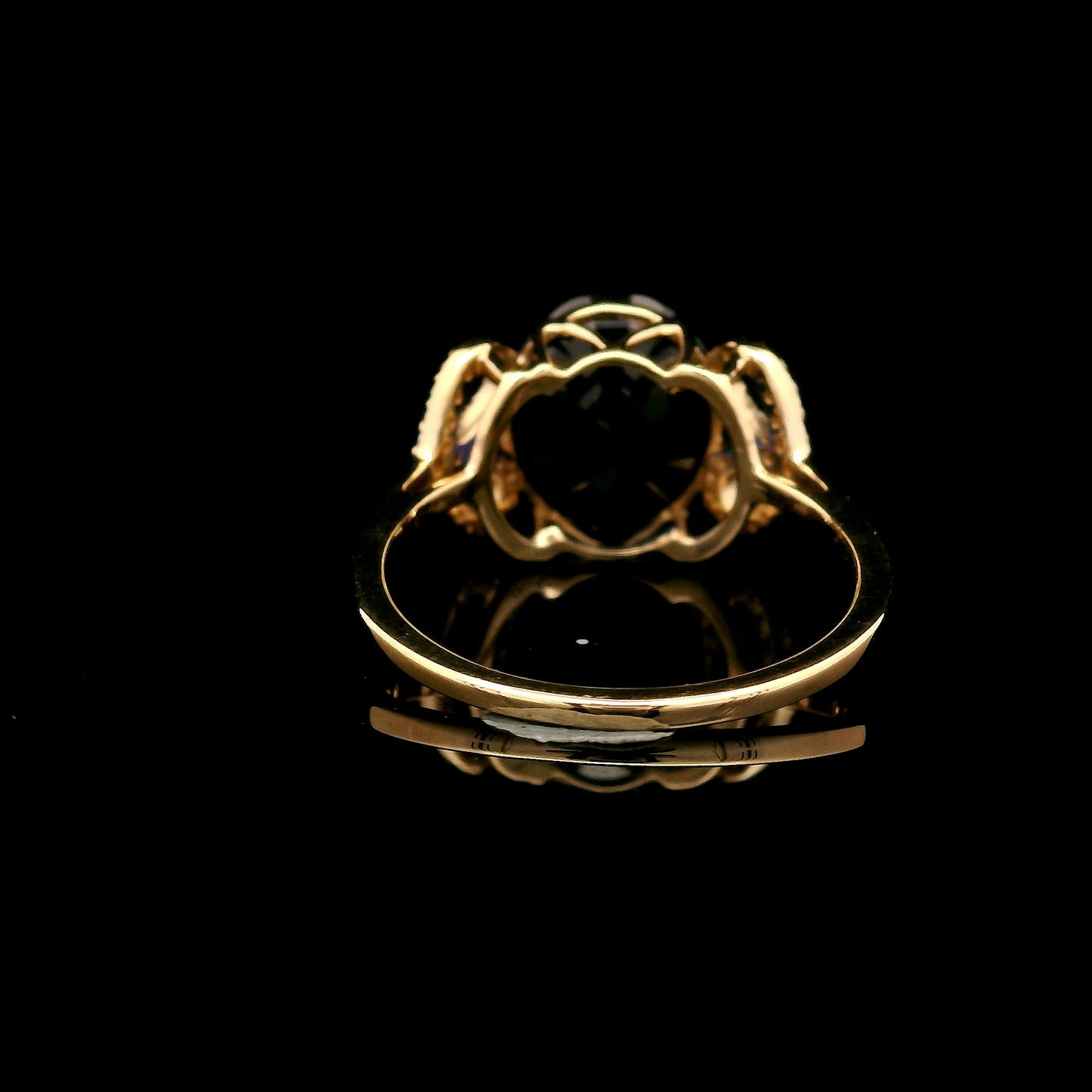 4.94 Ct Oval Mixed Cut Lab Grown Sapphire 14K Gold Ring
