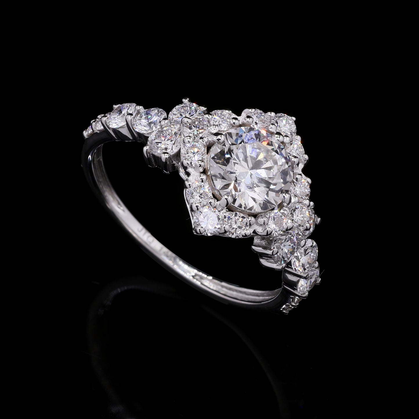 2.29 Carats Lab Grown Diamond 14K Gold Ring