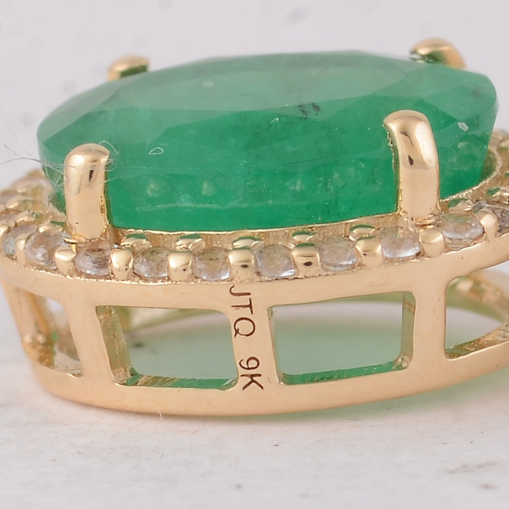 1.65 Ct Oval Emerald 9K Gold Pendant