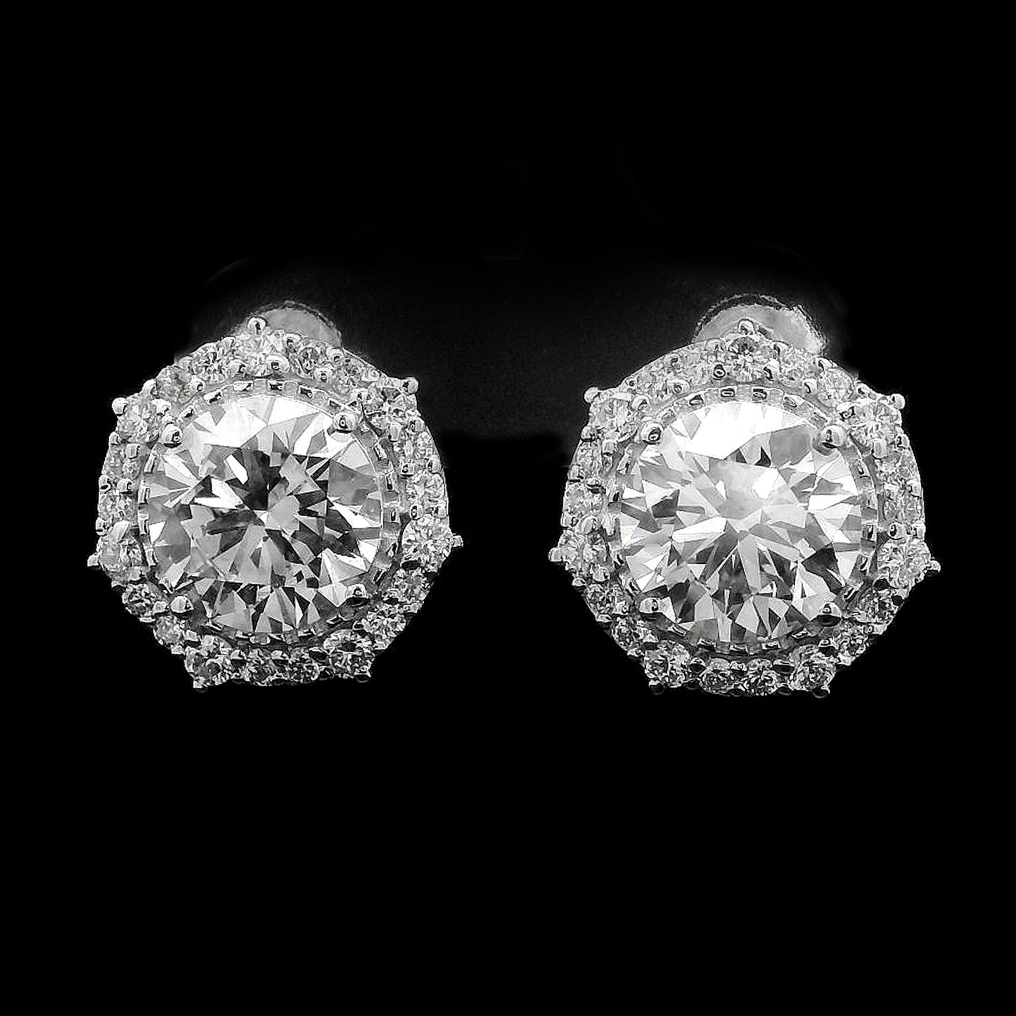4.87 Carats Lab Grown Diamond 14K Gold Earrings