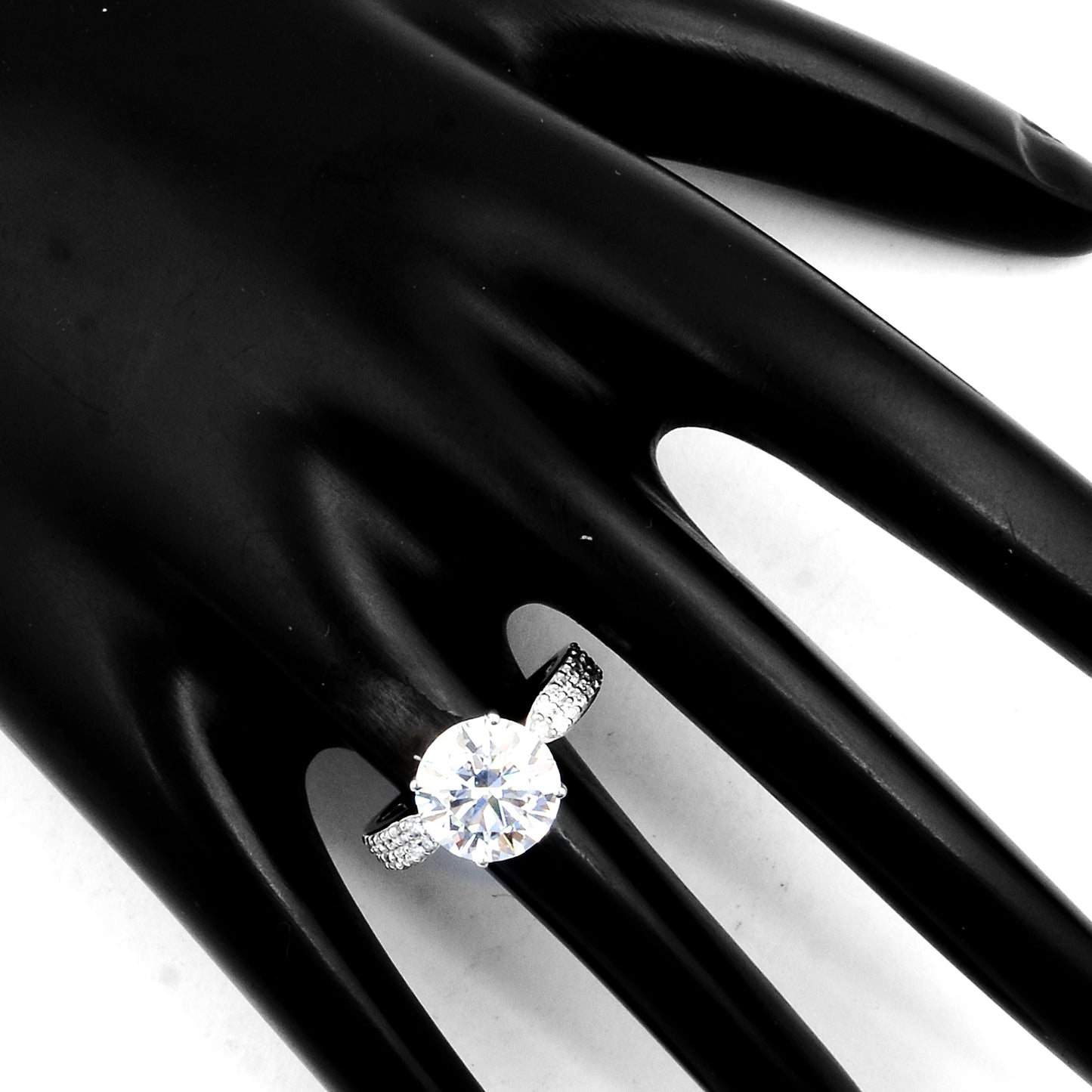 3.89 Carats Lab Grown Diamond 14K Gold Ring